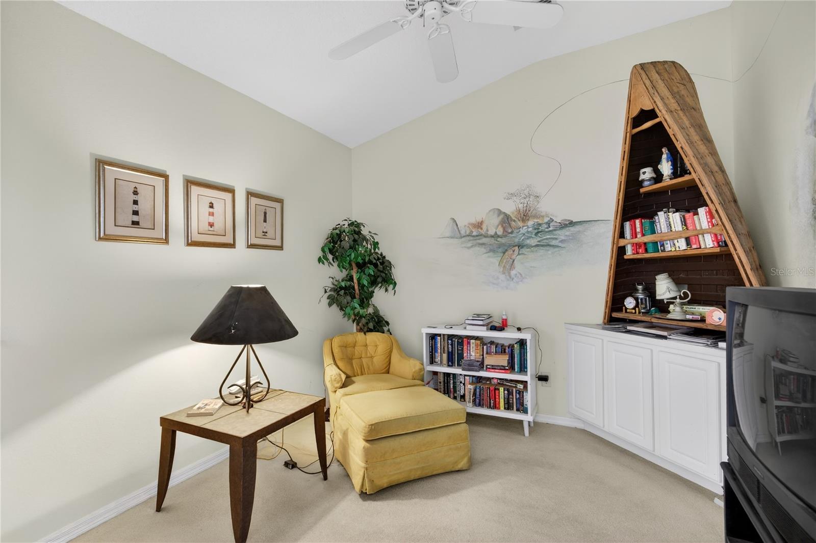 Image 29 of 66 For 3786 Avon Court