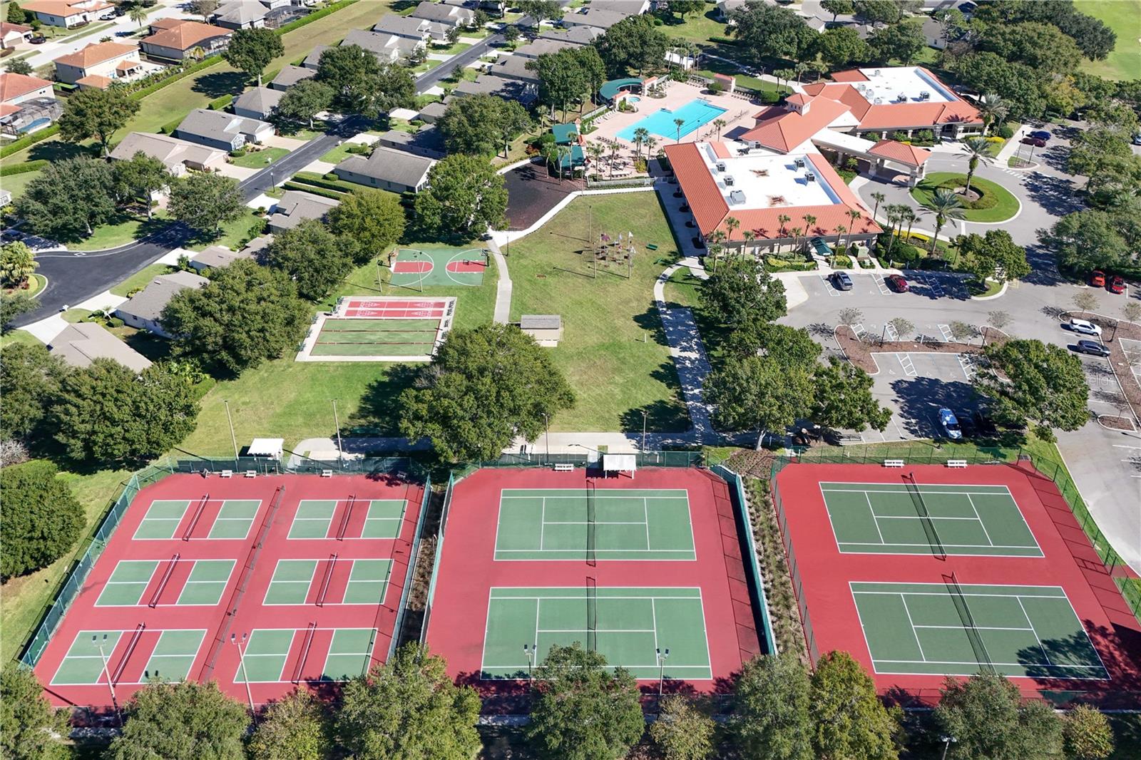 Image 38 of 66 For 3786 Avon Court