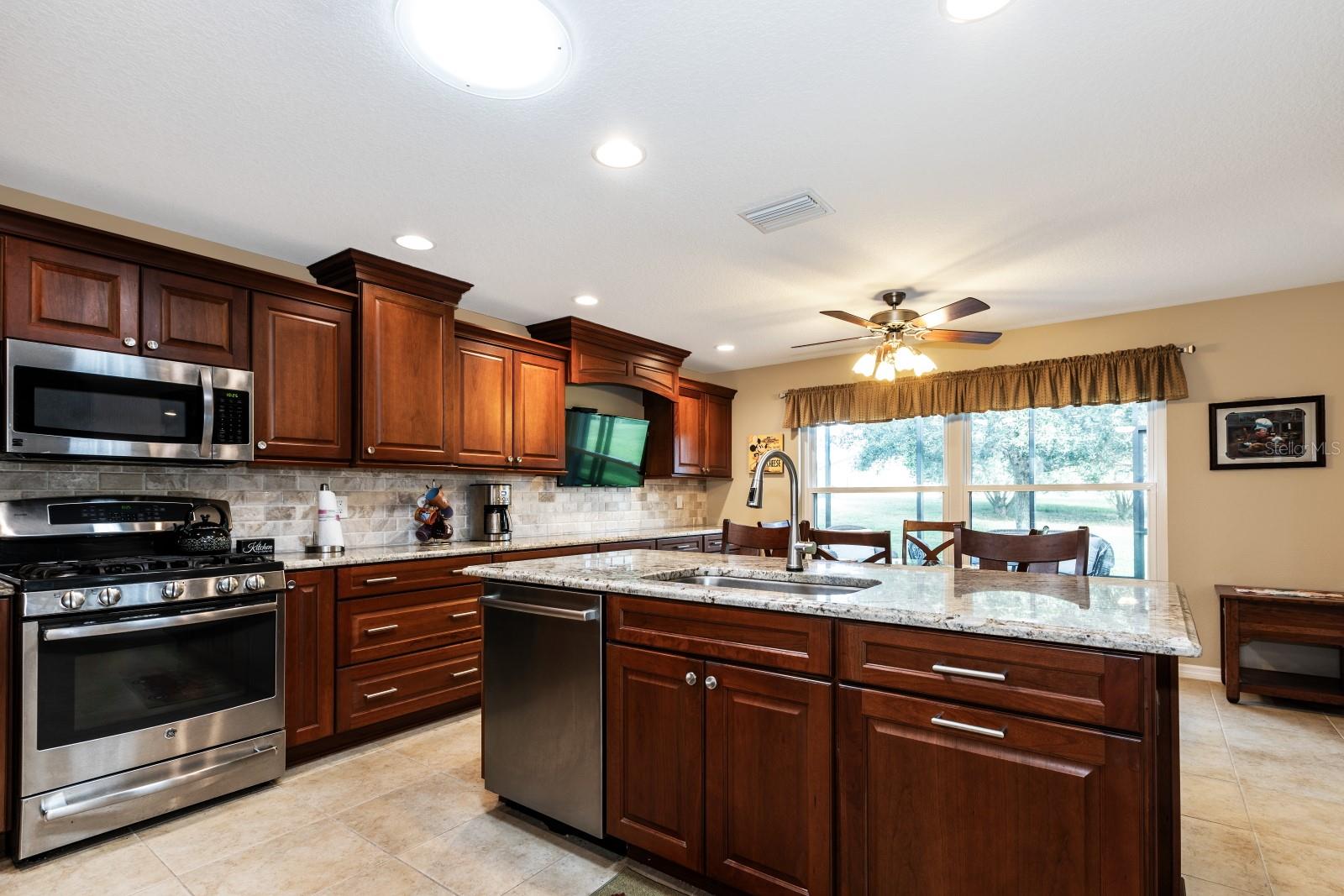Image 9 of 42 For 27400 Stoney Brook Drive