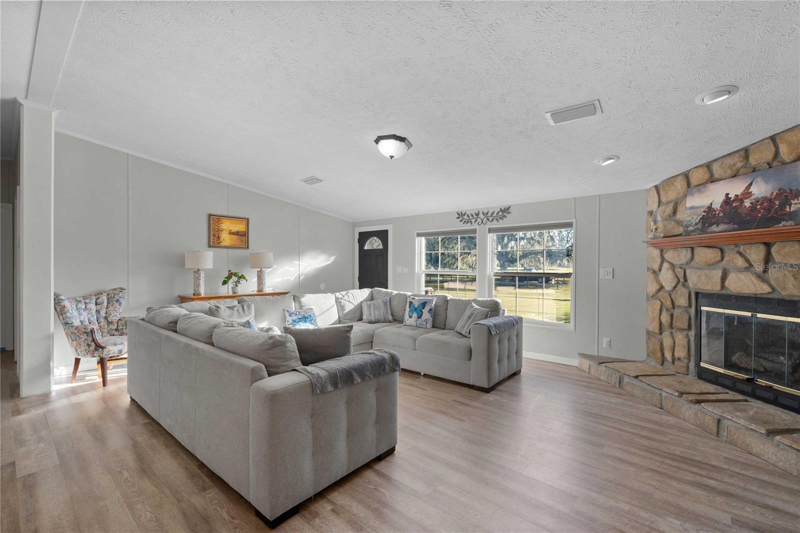 Image 10 of 54 For 12112 Cr 727