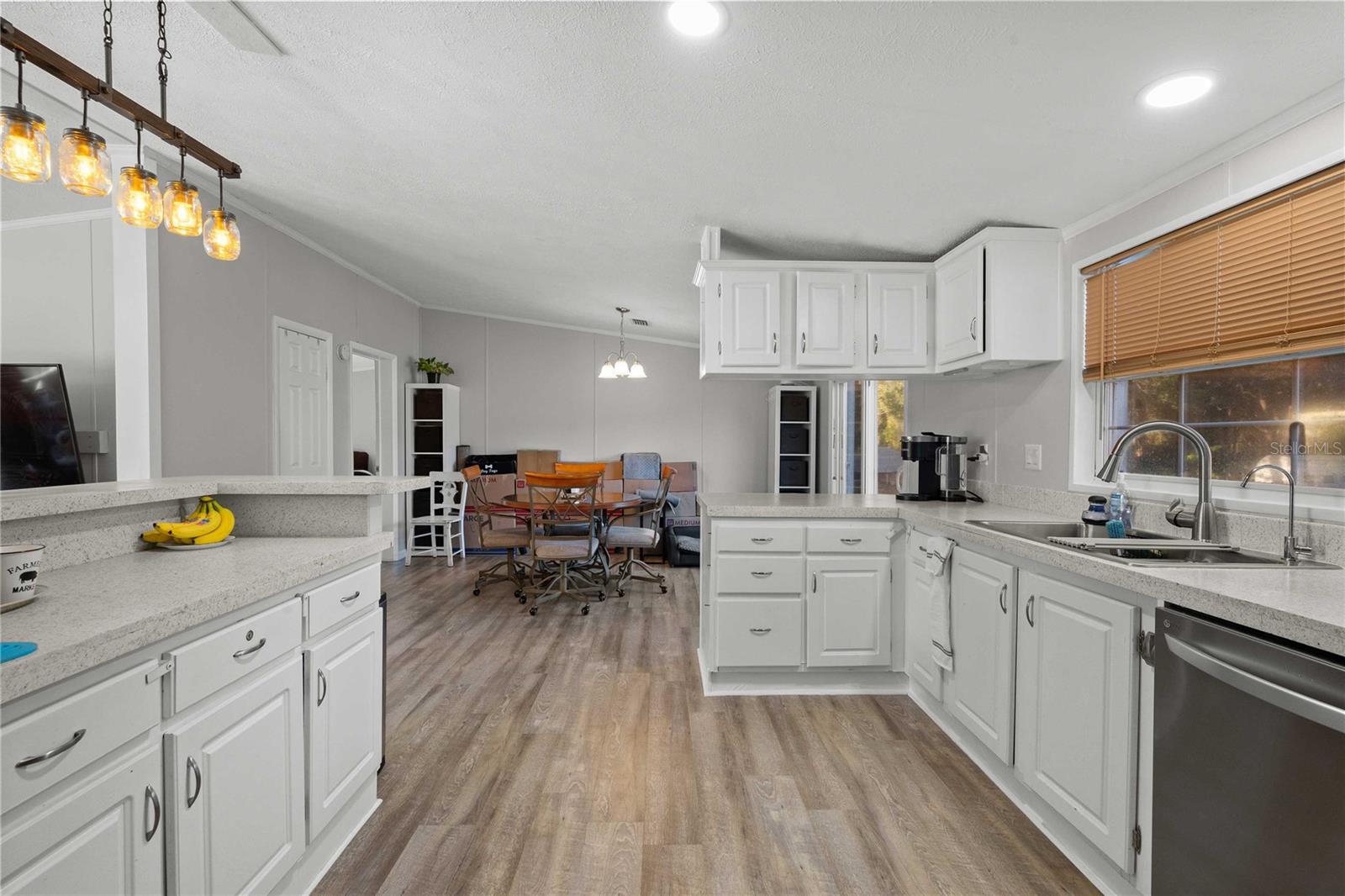 Image 16 of 54 For 12112 Cr 727