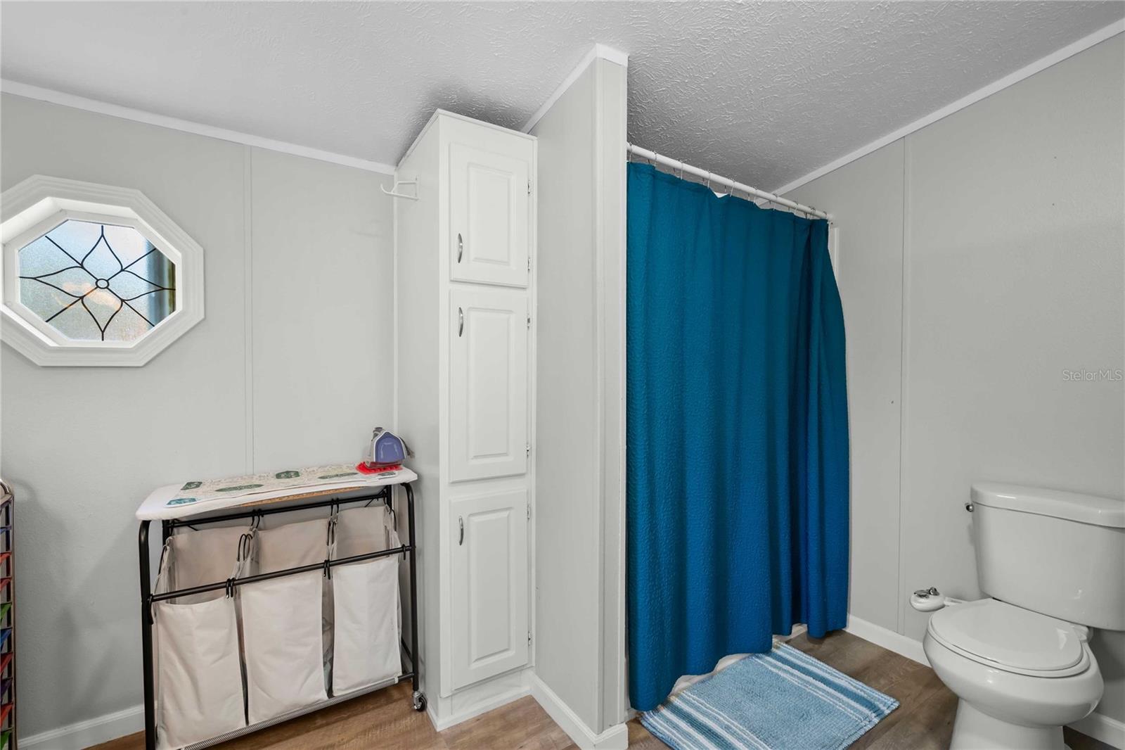 Image 25 of 54 For 12112 Cr 727