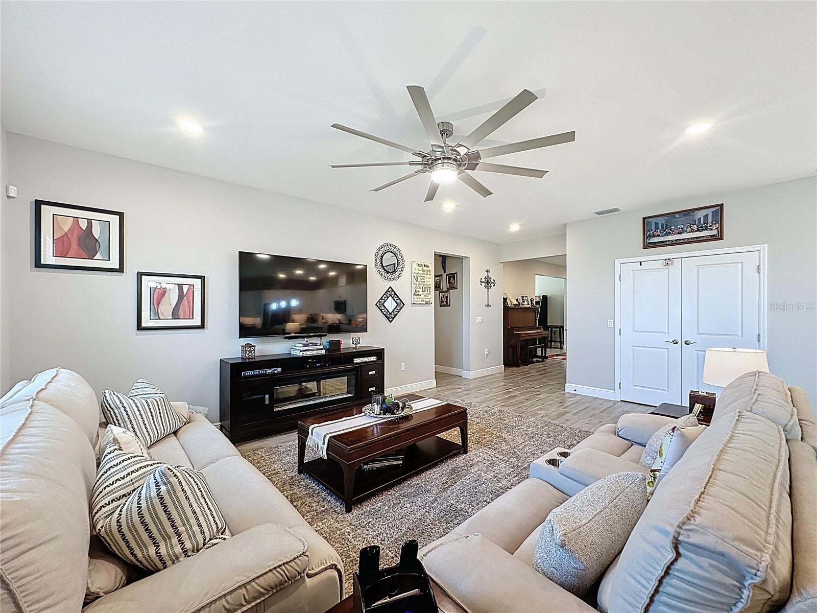 Image 9 of 97 For 623 Conservation Boulevard