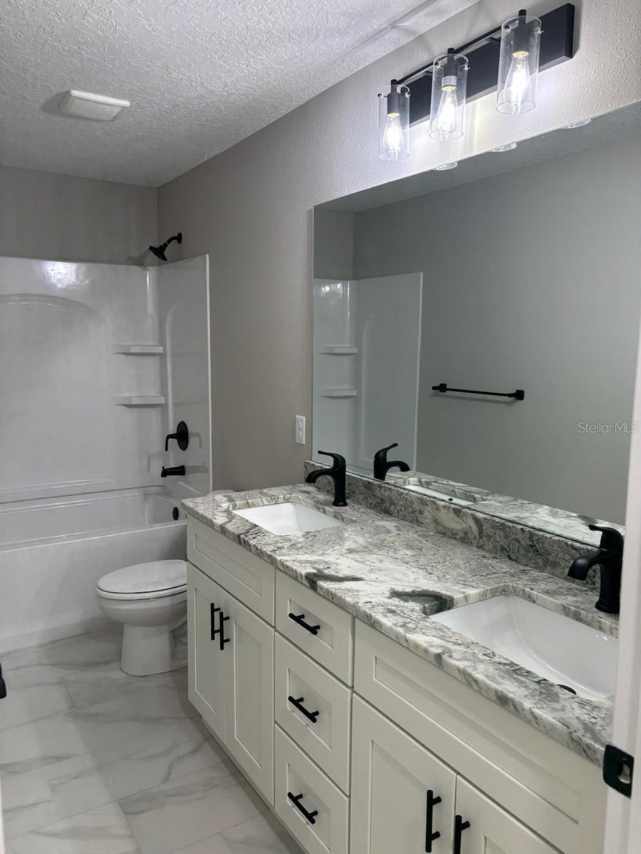 Listing photo id 20 for 10943 Walk Terrace