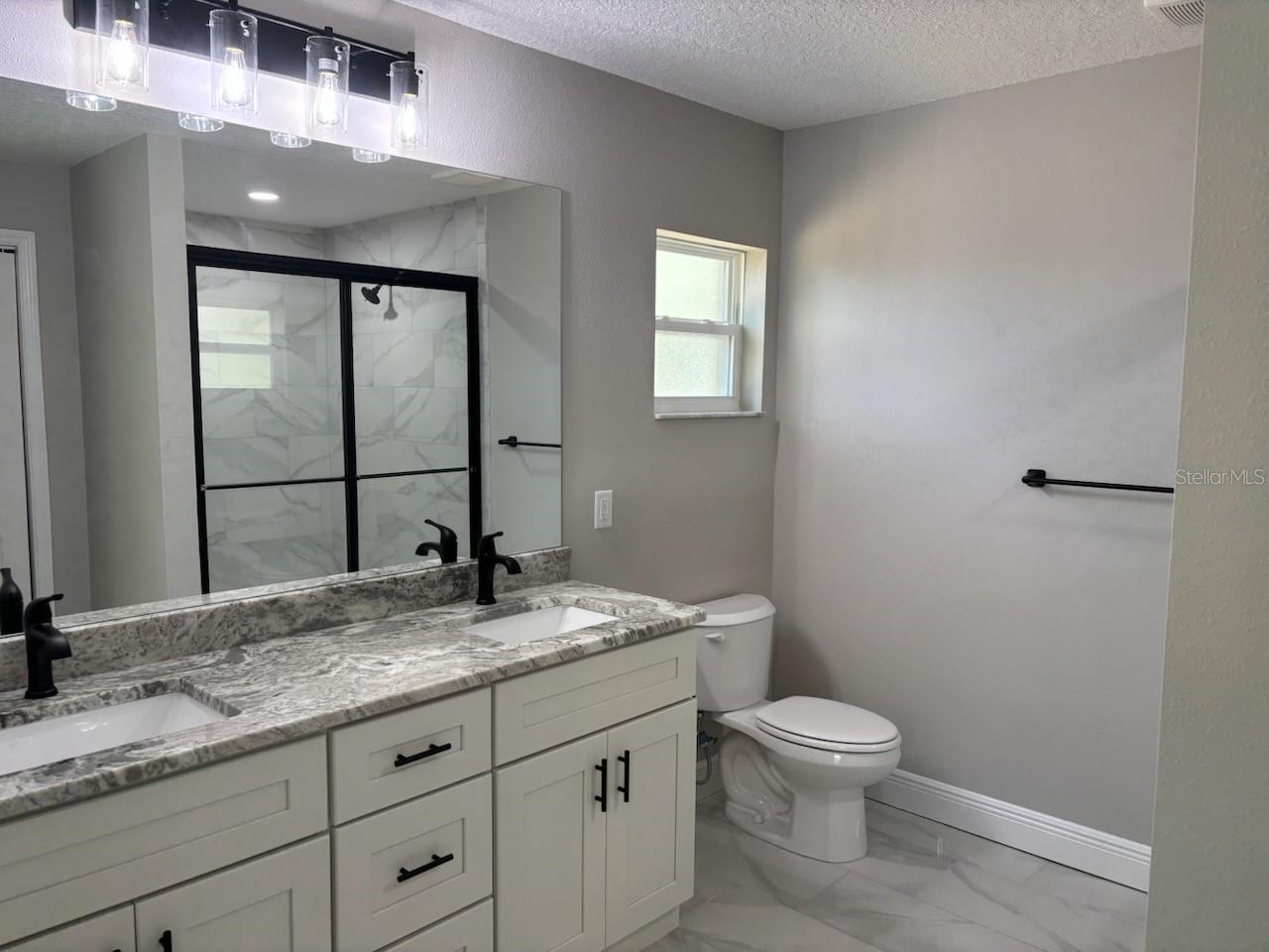 Listing photo id 32 for 10943 Walk Terrace