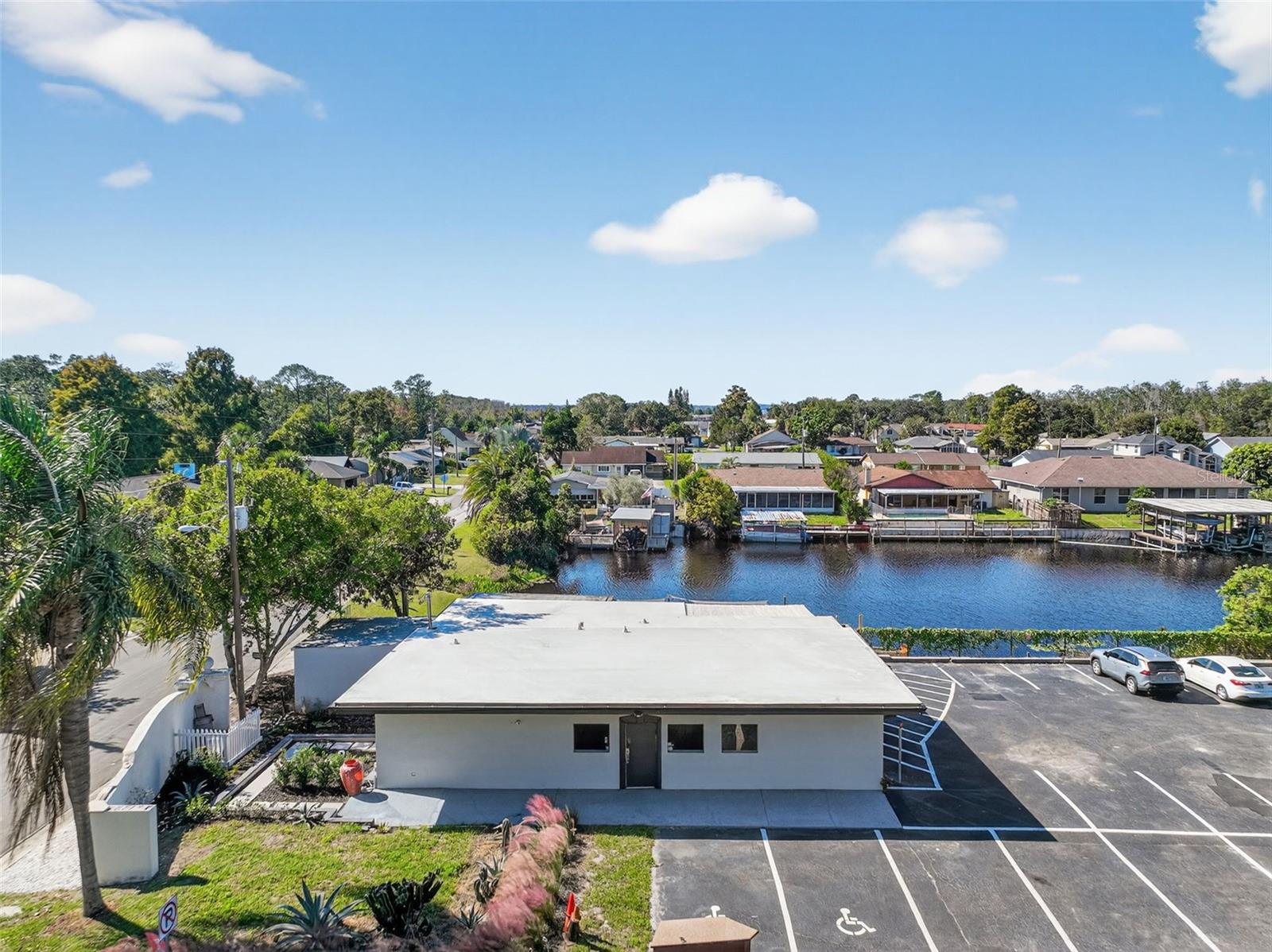 Image 16 of 24 For 13721 Country Club Drive