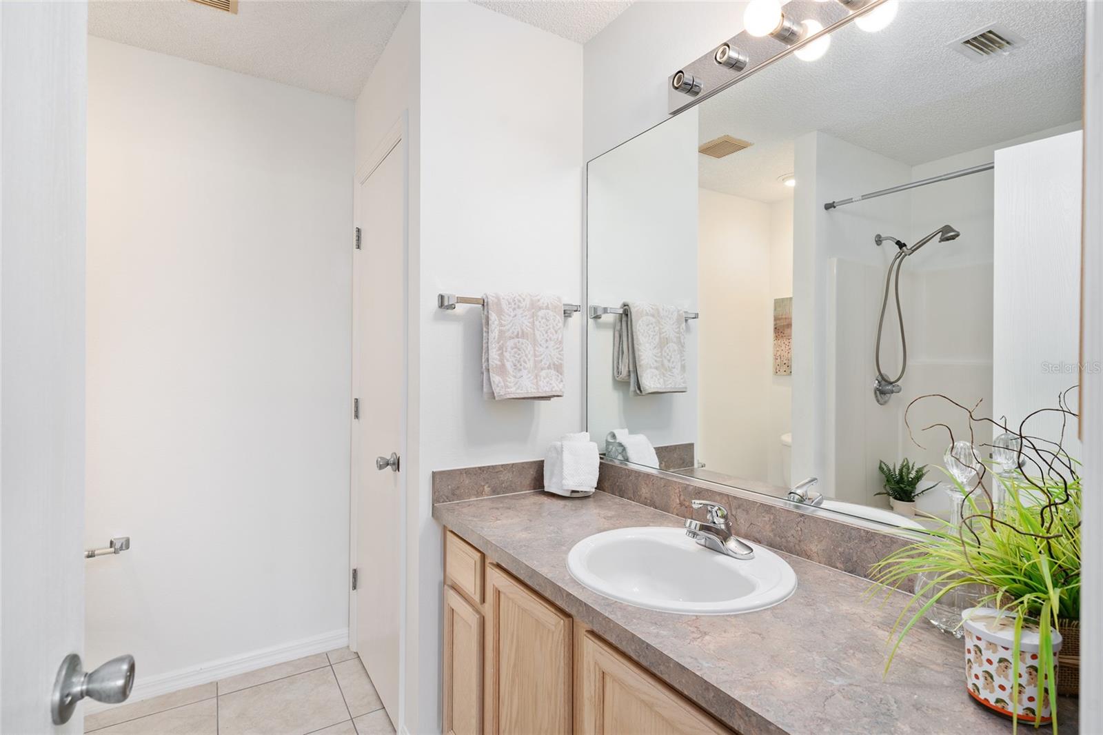 Image 35 of 57 For 8065 175th Columbia Place