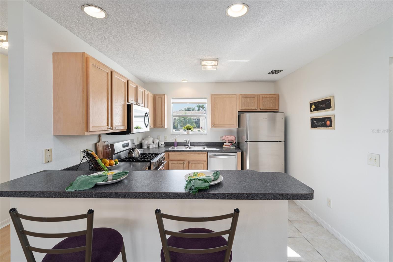 Image 5 of 57 For 8065 175th Columbia Place