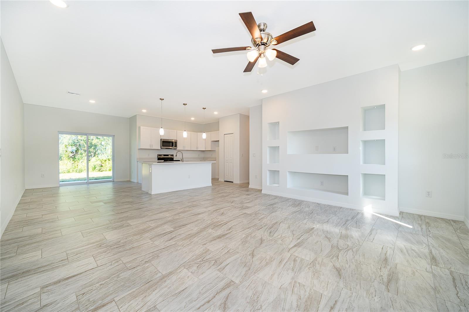 Image 4 of 27 For 600 Rosaro Court