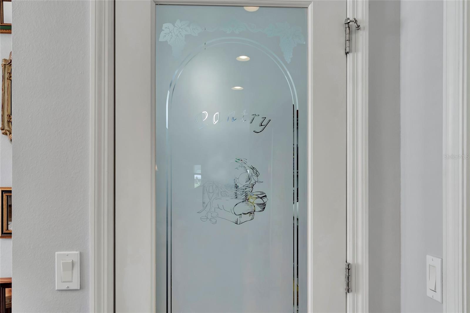 Image 18 of 51 For 109 Falling Acorn Avenue