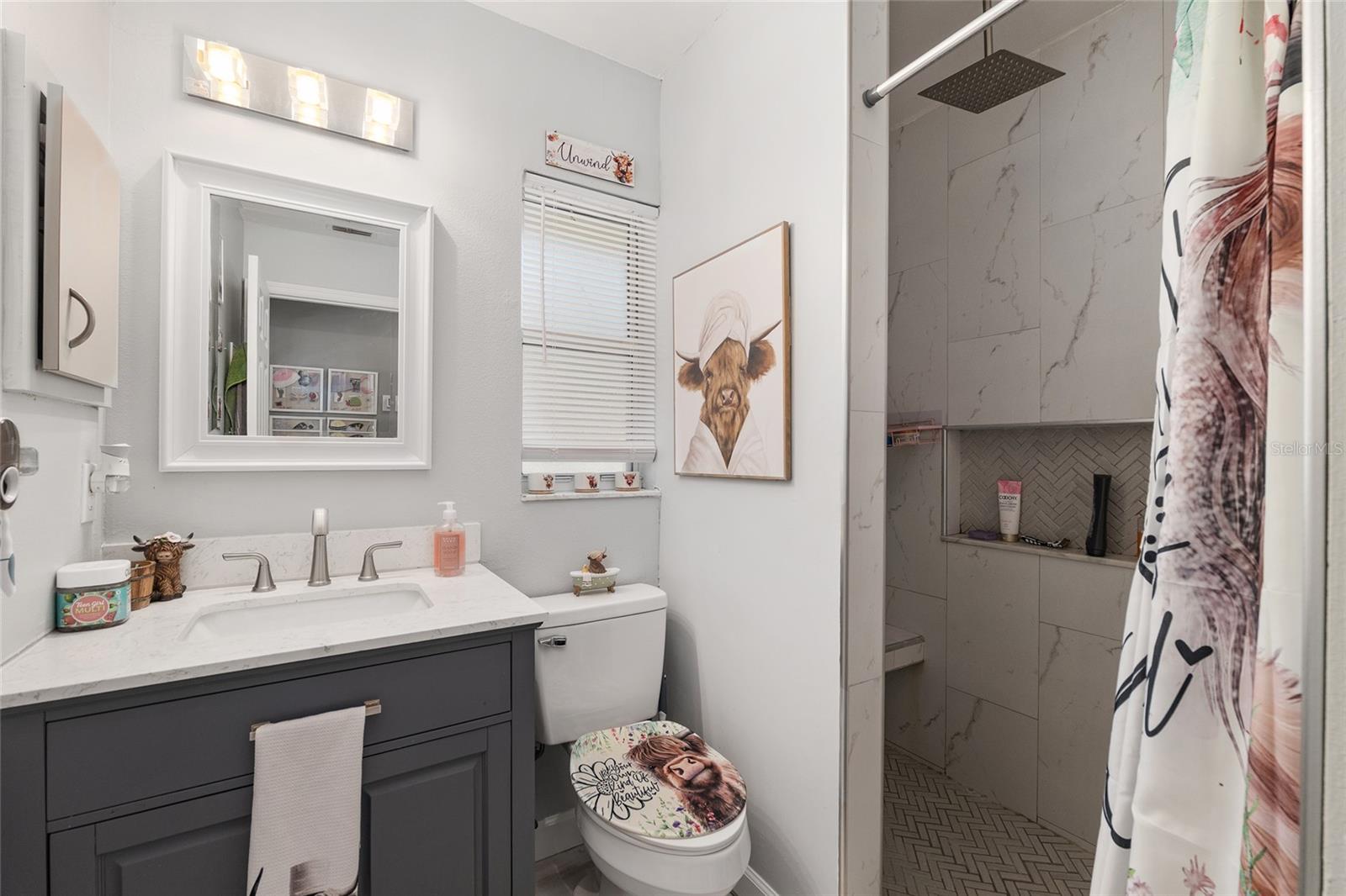 Image 40 of 86 For 800 Crestview Circle N