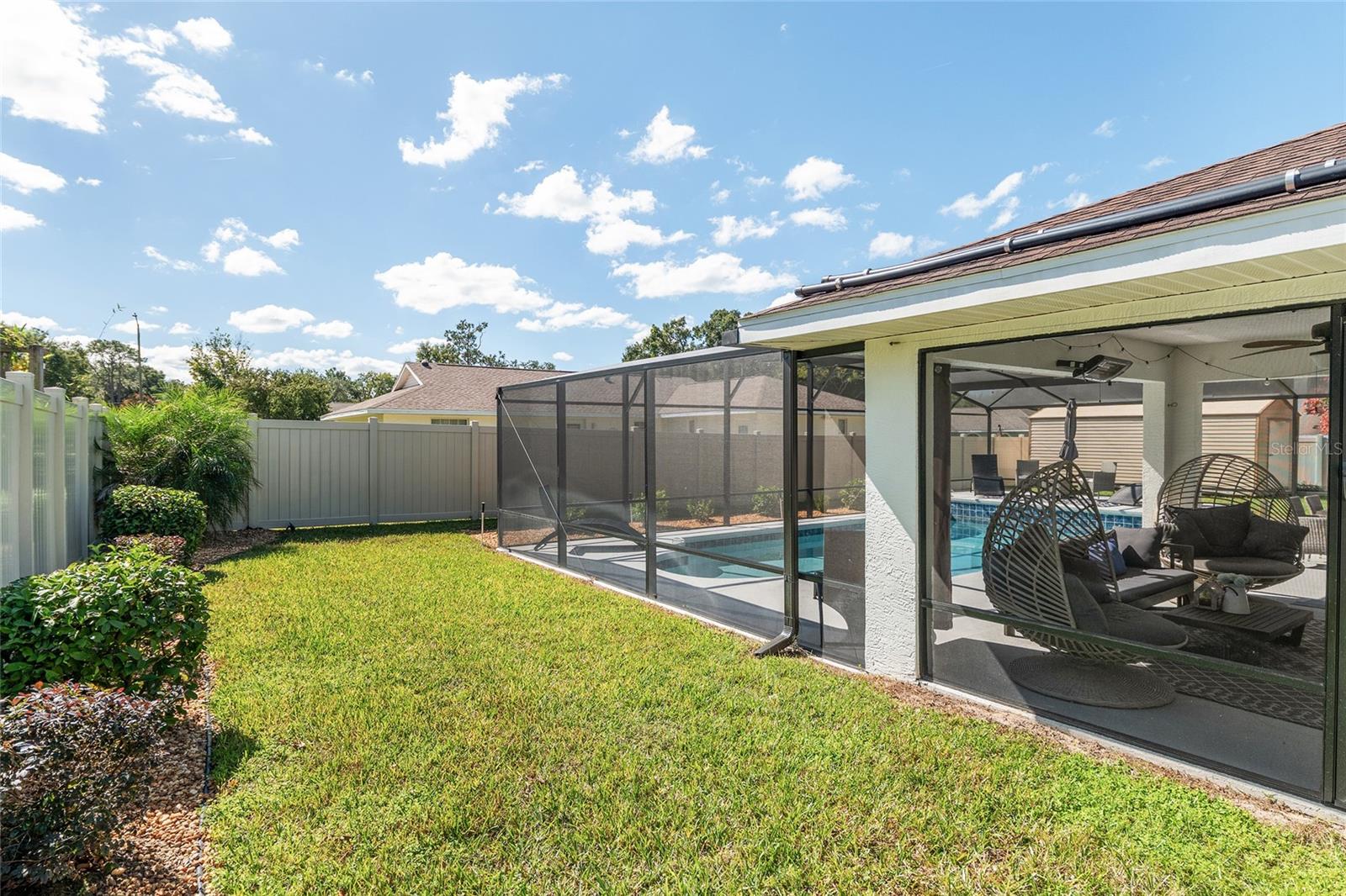 Image 62 of 86 For 800 Crestview Circle N