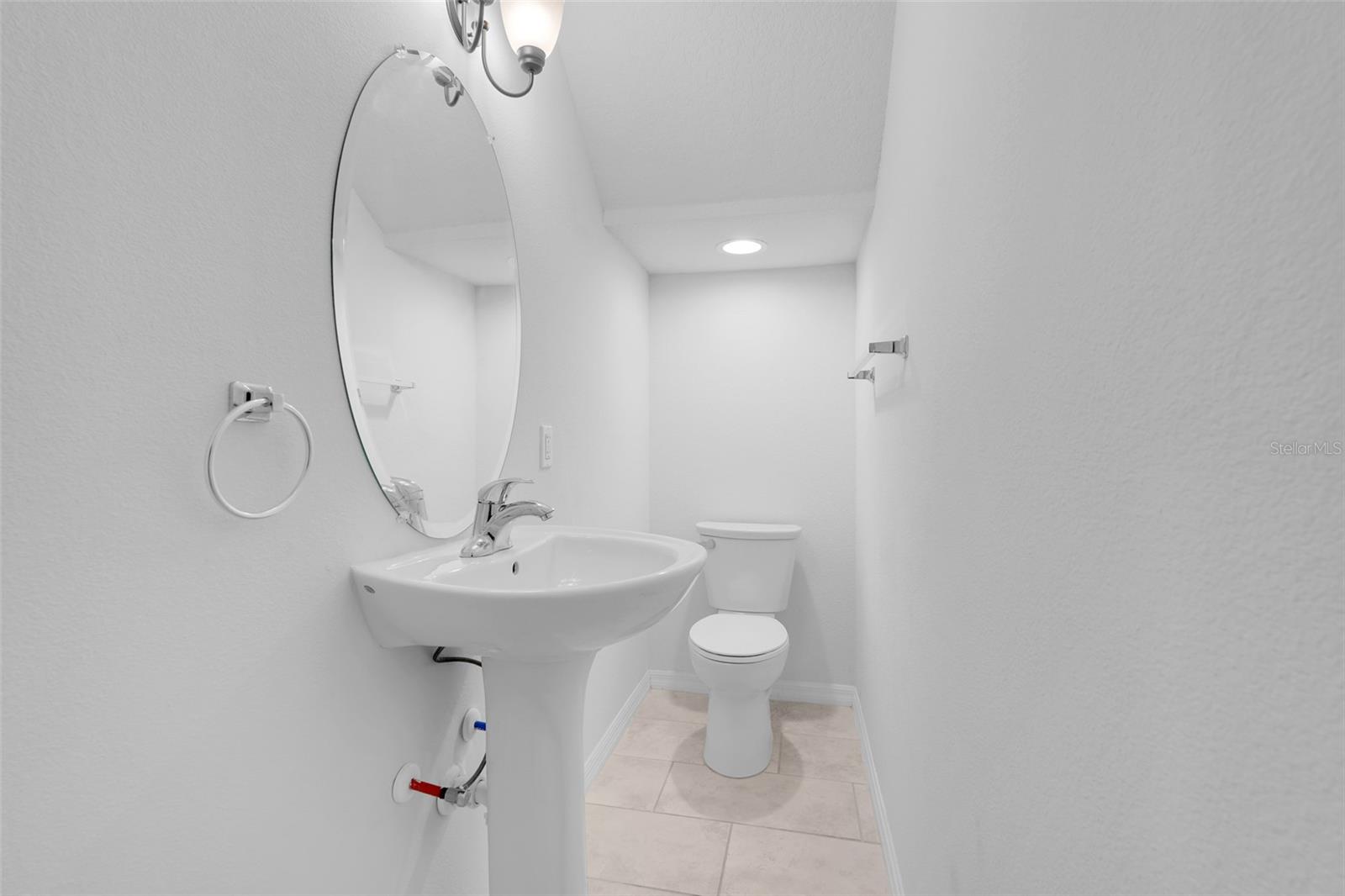 Image 13 of 28 For 1020 Lakefront Village Drive