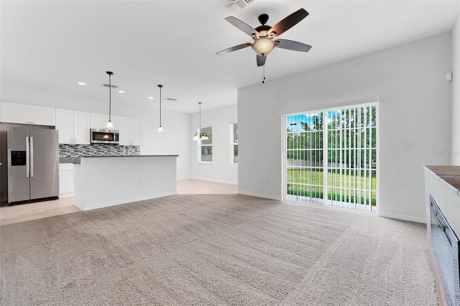 Image 7 of 28 For 1020 Lakefront Village Drive