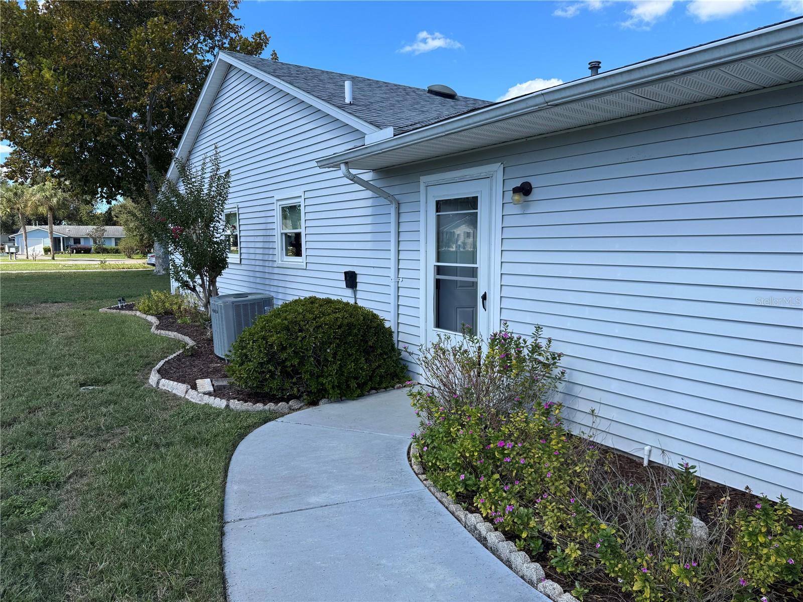 Image 26 of 57 For 10 Brigadoon Circle