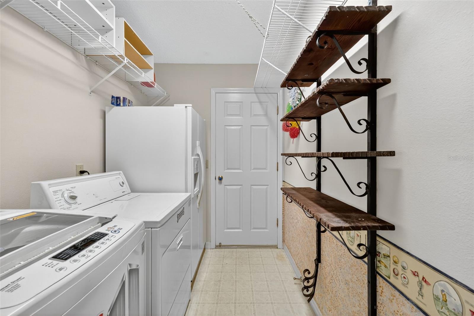 Image 24 of 32 For 1201 De La Fuente Court