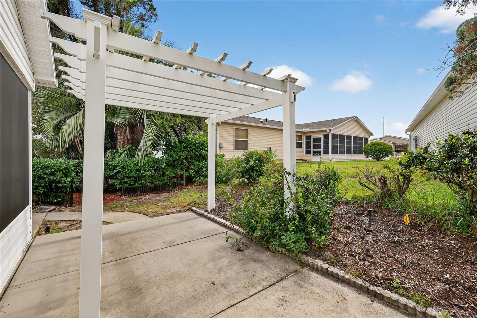 Image 28 of 32 For 1201 De La Fuente Court