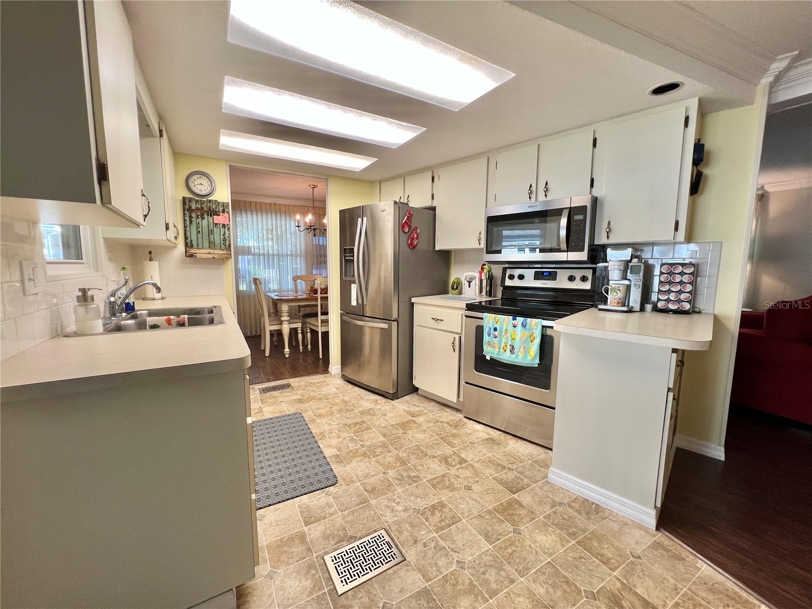 Image 29 of 74 For 114 Jacaranda Drive