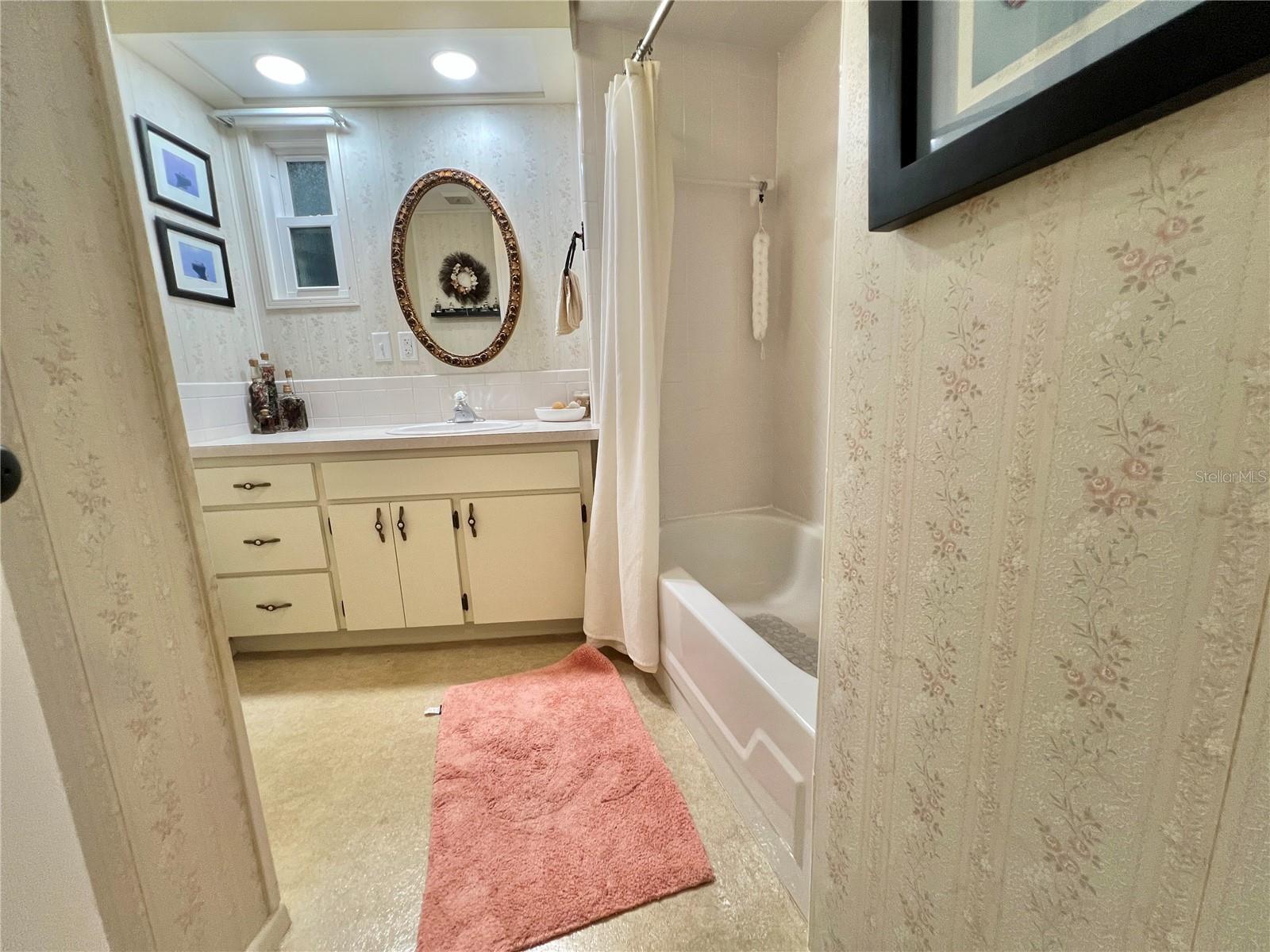 Image 36 of 74 For 114 Jacaranda Drive