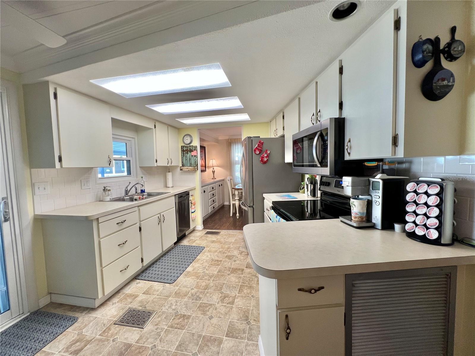 Image 6 of 74 For 114 Jacaranda Drive