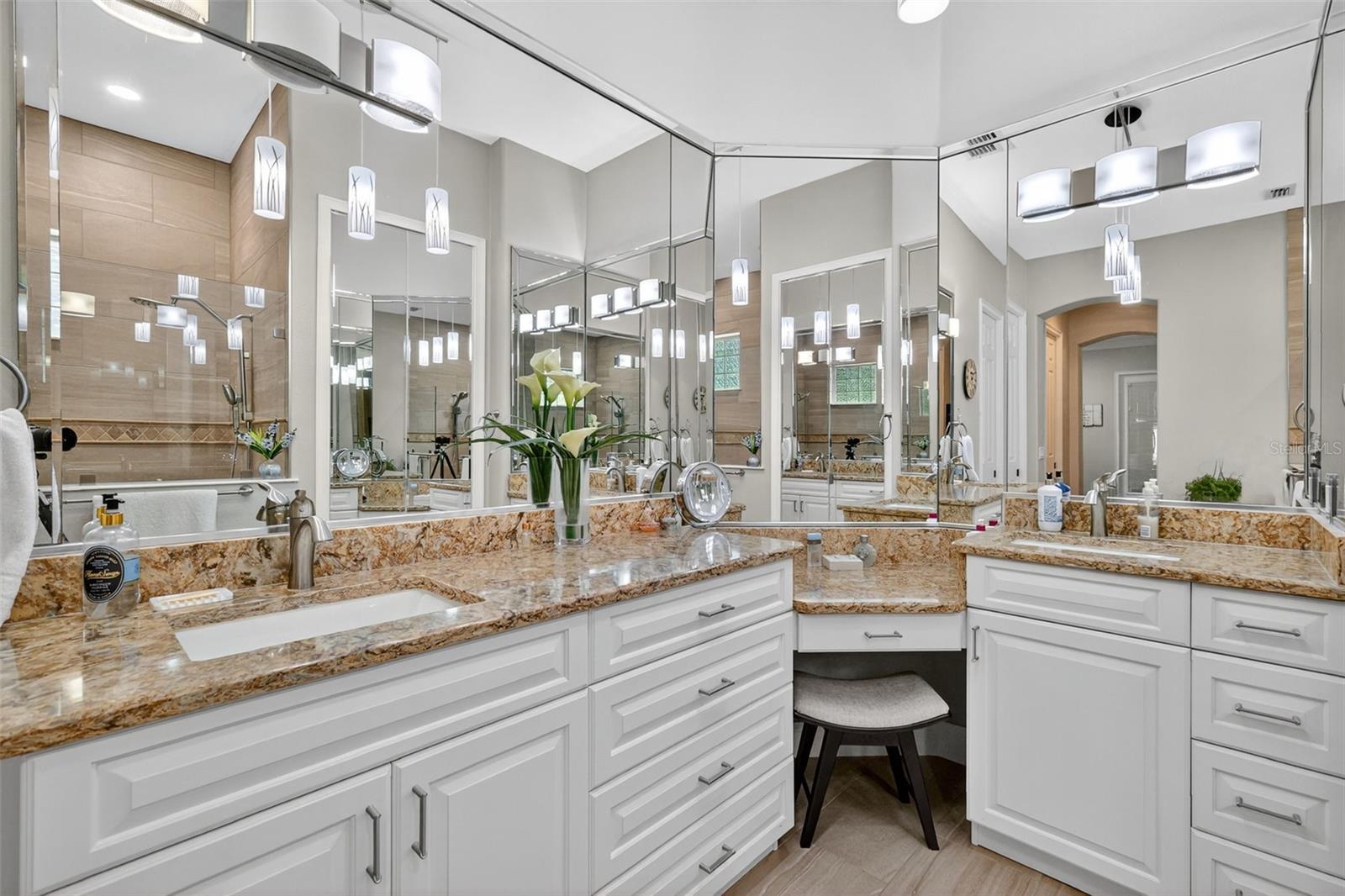 Image 28 of 40 For 5528 Citation Court