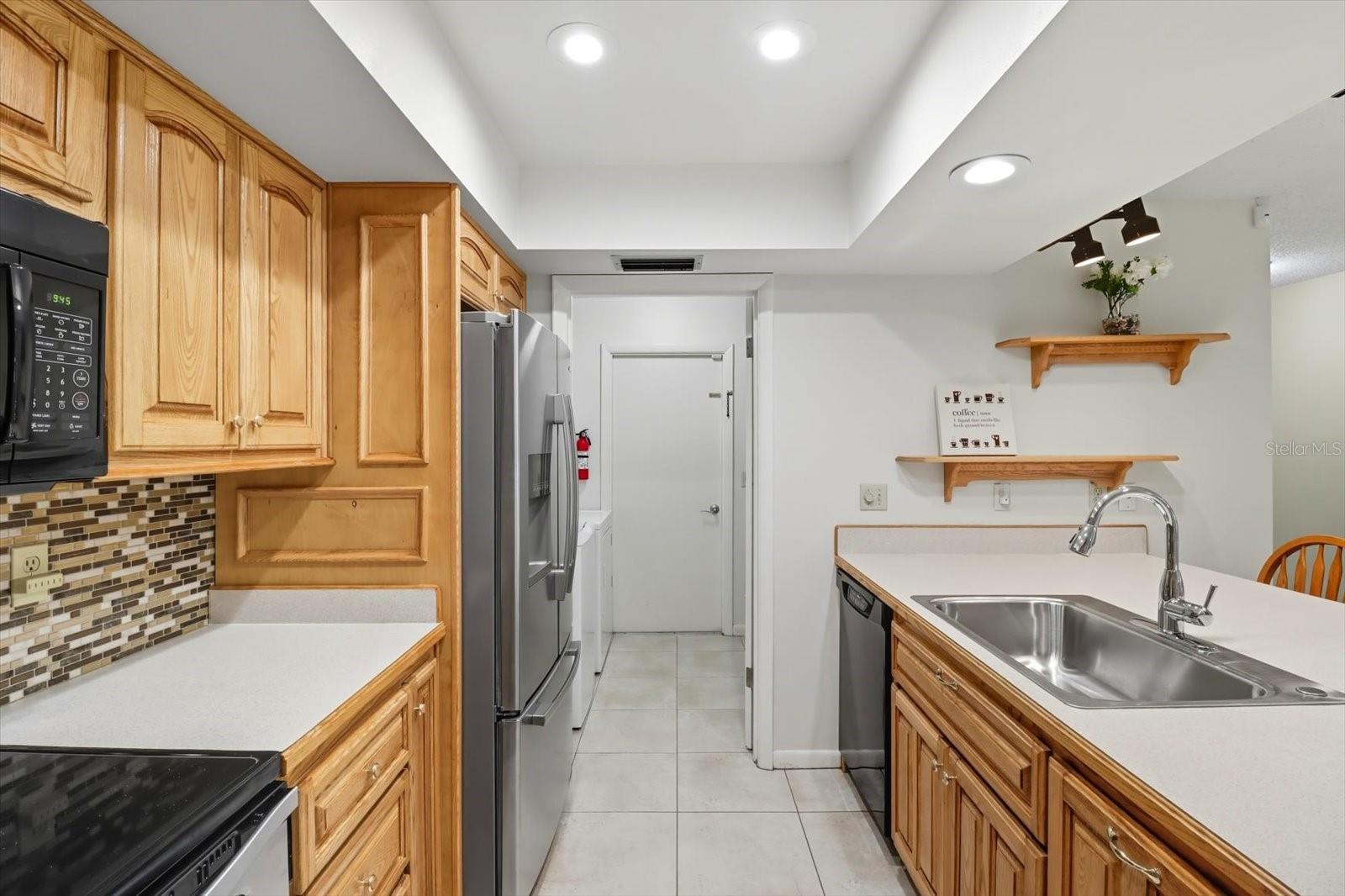 Image 13 of 49 For 25 Jamaica Street