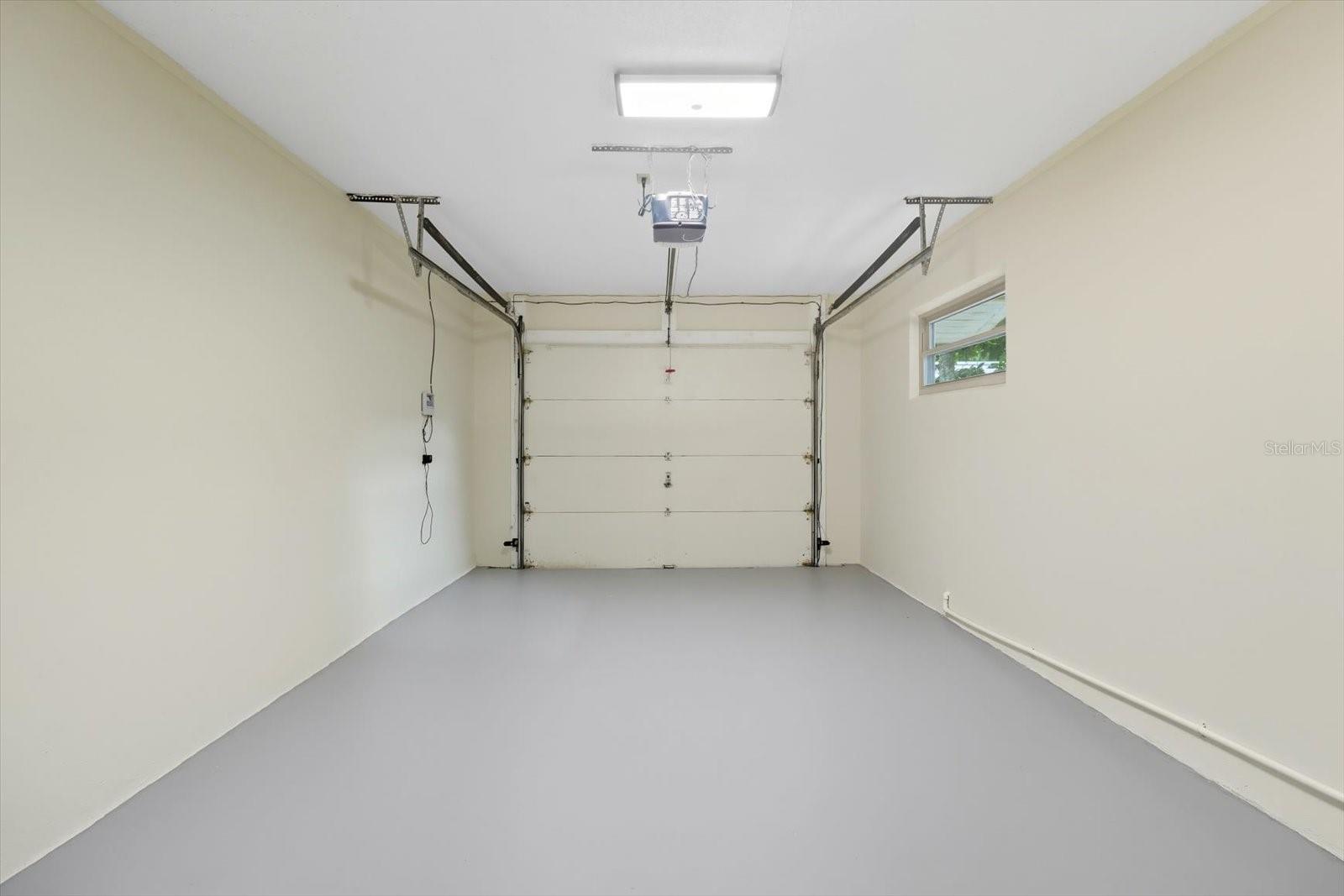 Image 40 of 49 For 25 Jamaica Street