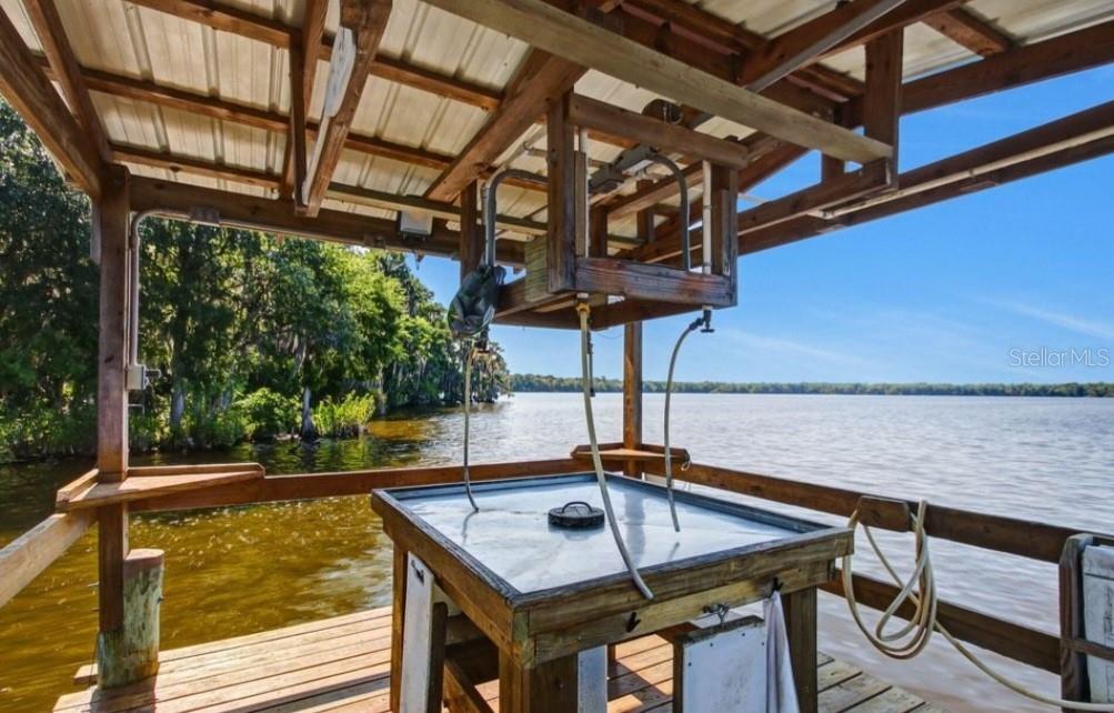 Image 6 of 27 For 1074 Front Street 51