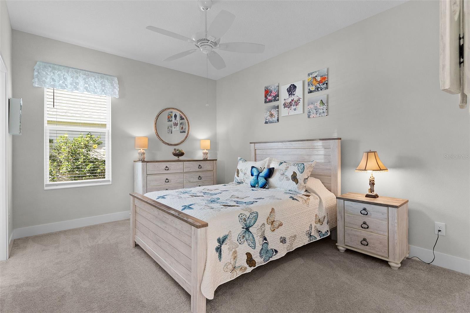 Listing photo id 32 for 1803 Zientara Loop