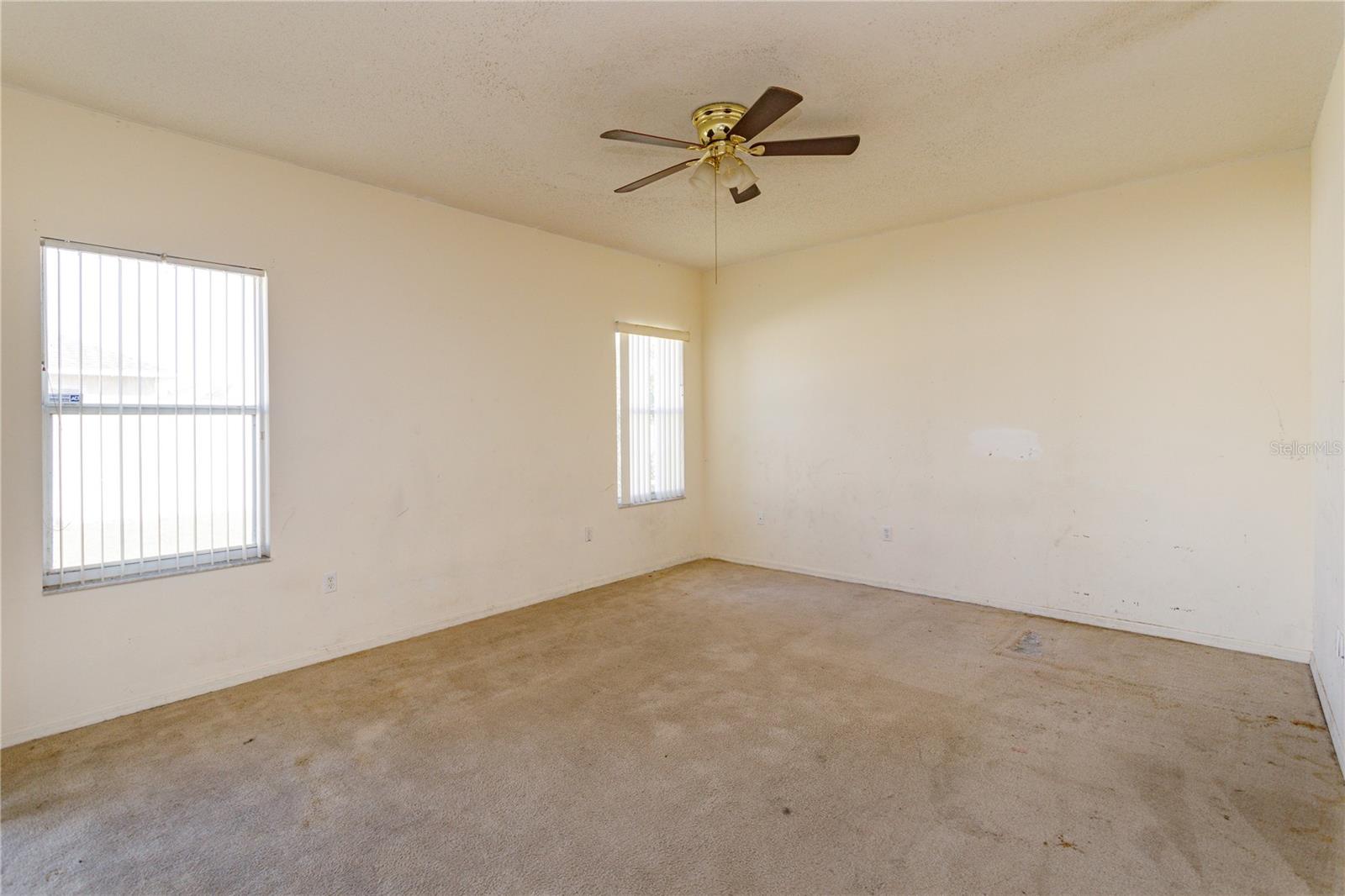 Image 12 of 25 For 346 Alegriano Court