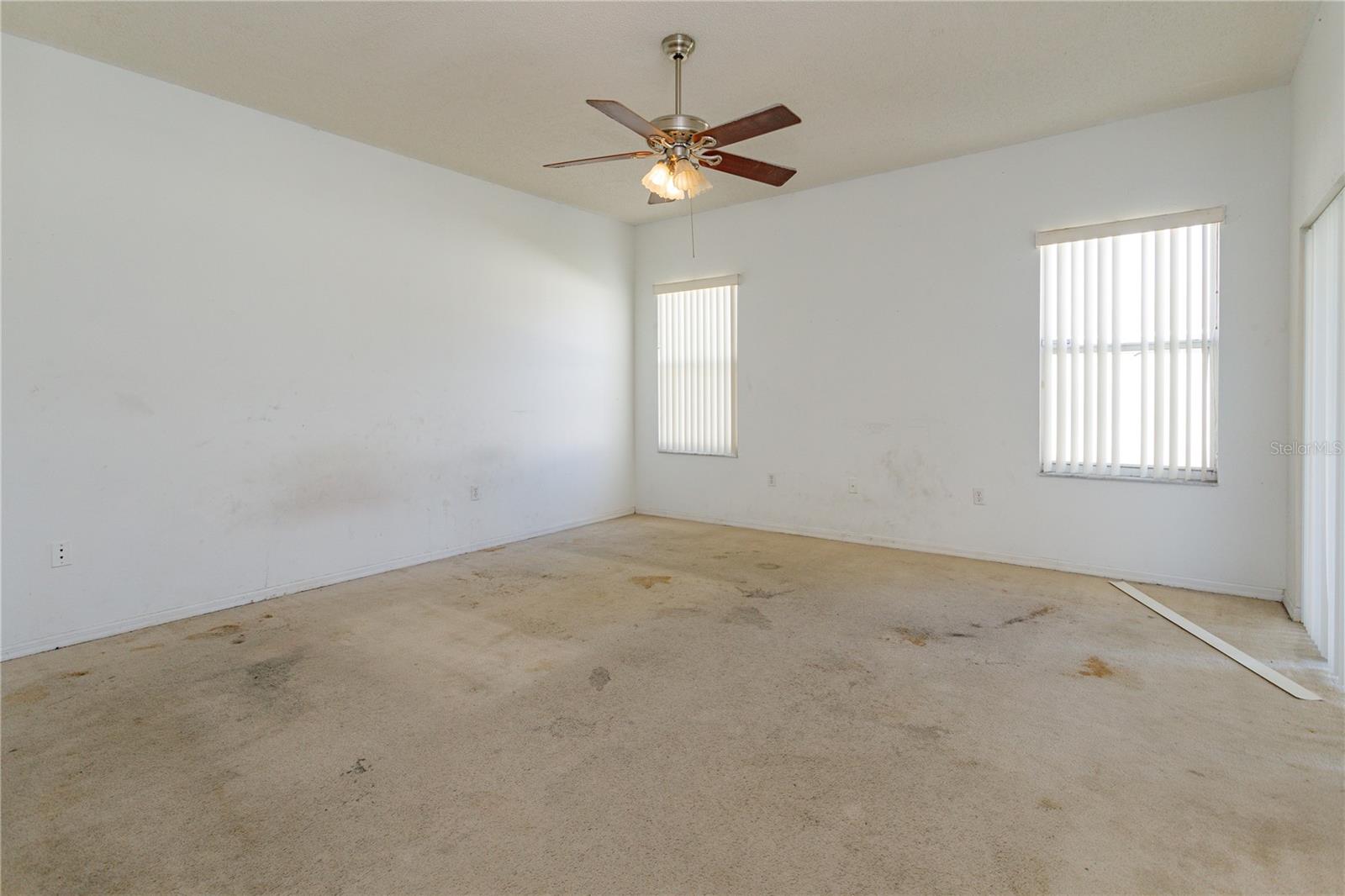 Image 14 of 25 For 346 Alegriano Court