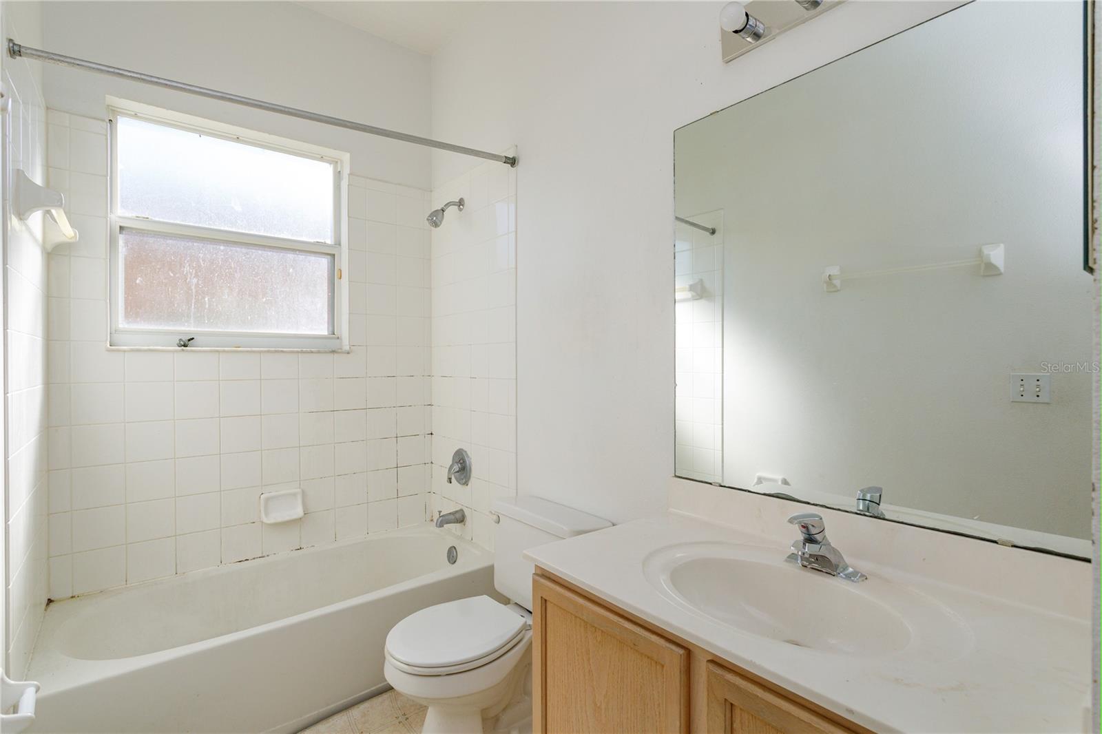 Image 19 of 25 For 346 Alegriano Court