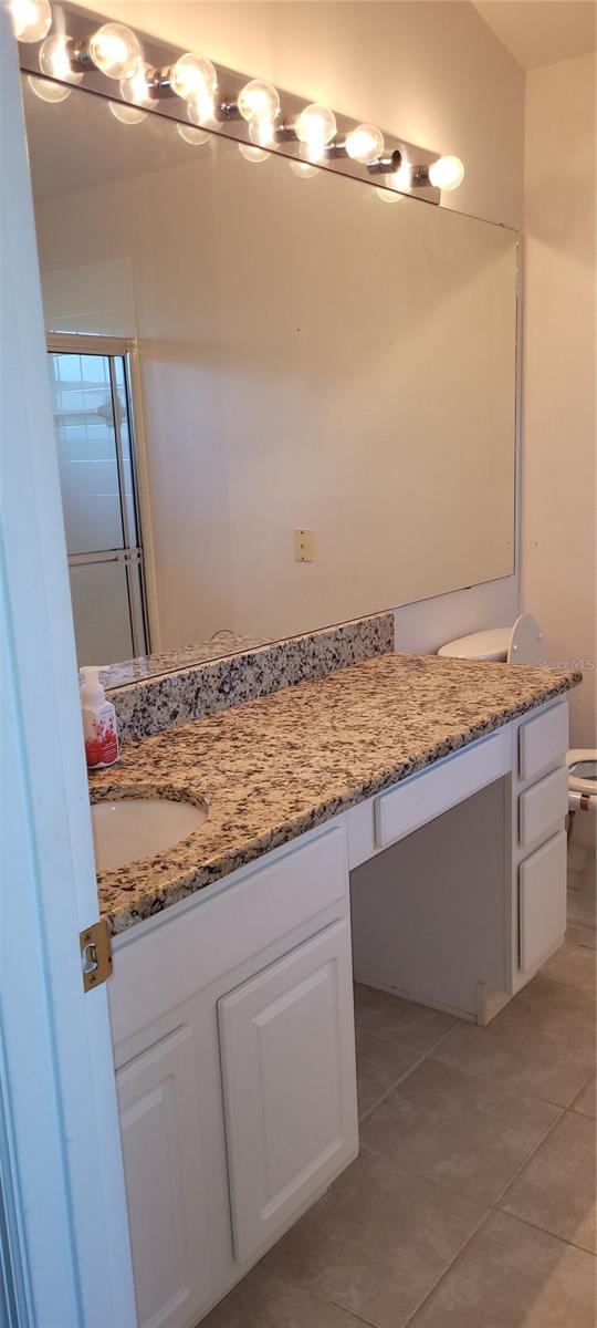 Image 13 of 16 For 4051 Capland Avenue