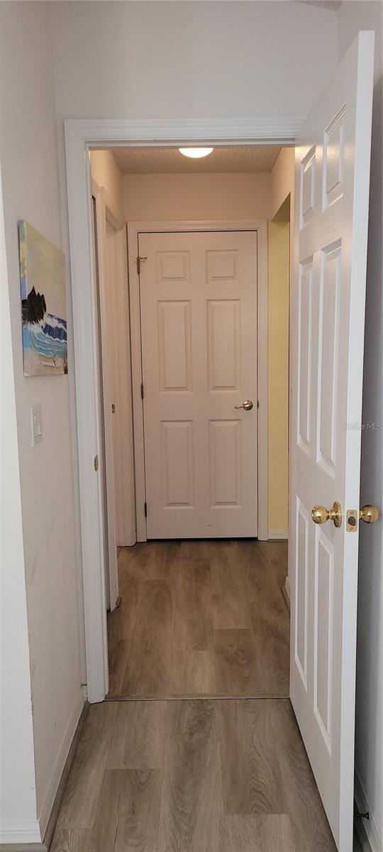 Image 7 of 16 For 4051 Capland Avenue