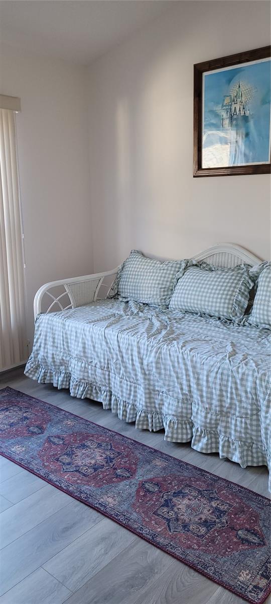 Image 8 of 16 For 4051 Capland Avenue