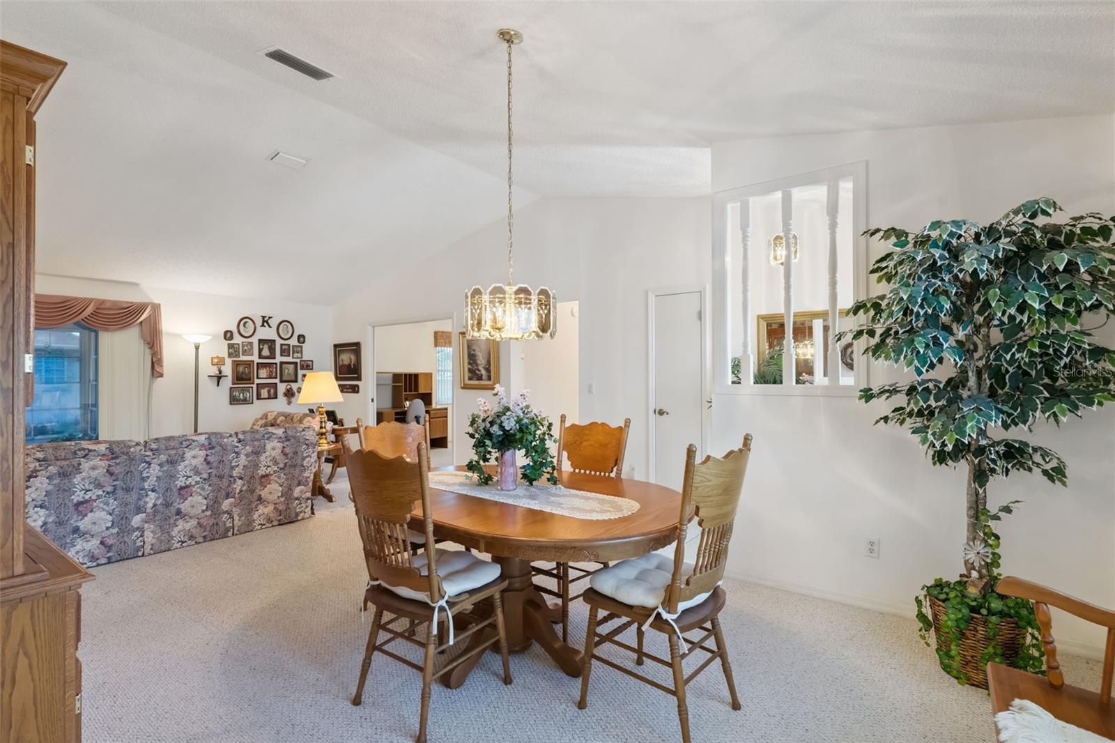 Image 7 of 76 For 6642 Borg Street