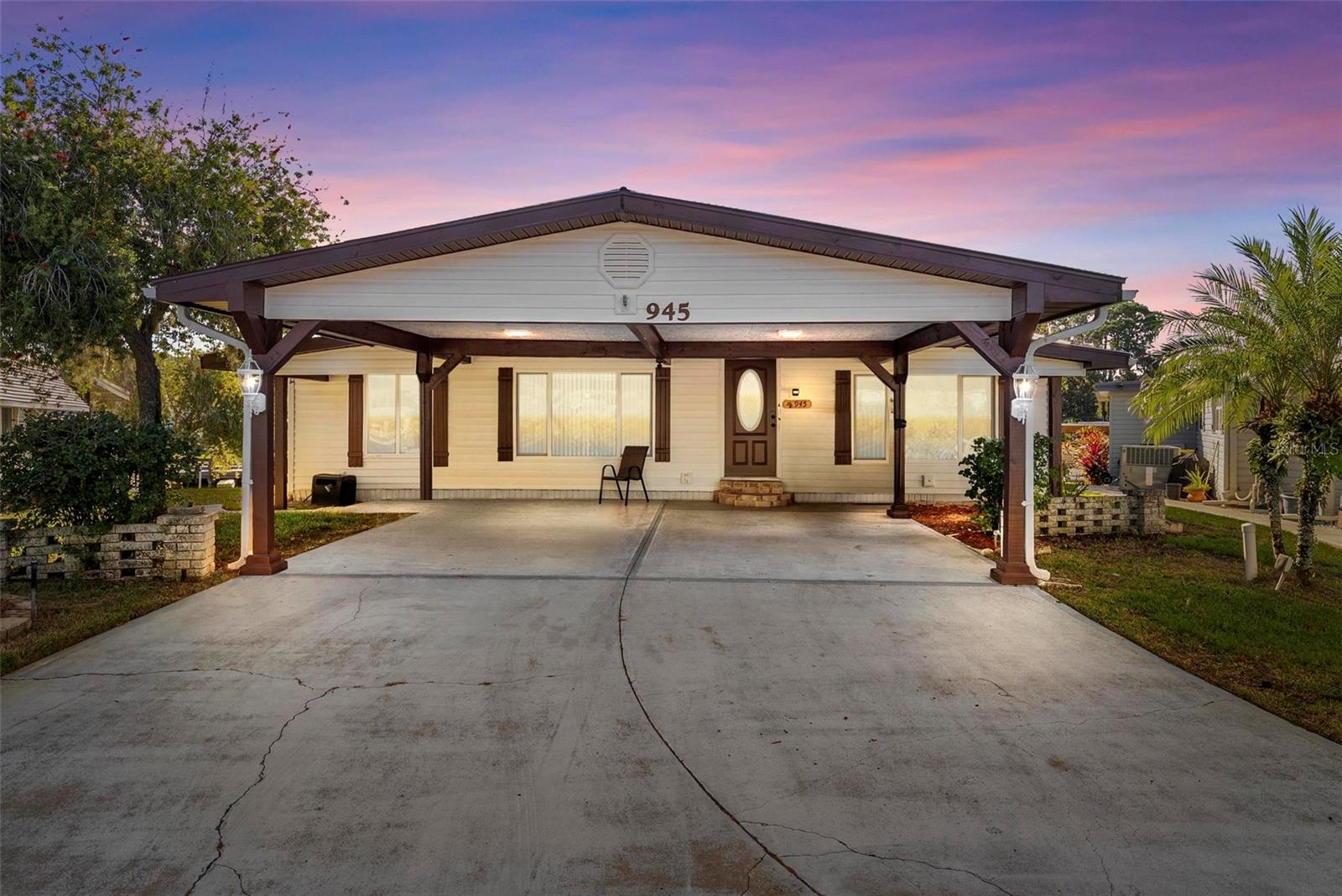 Details for 945 Todd Way, TAVARES, FL 32778