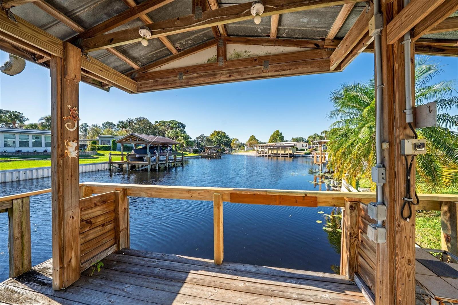 Image 4 of 75 For 945 Todd Way