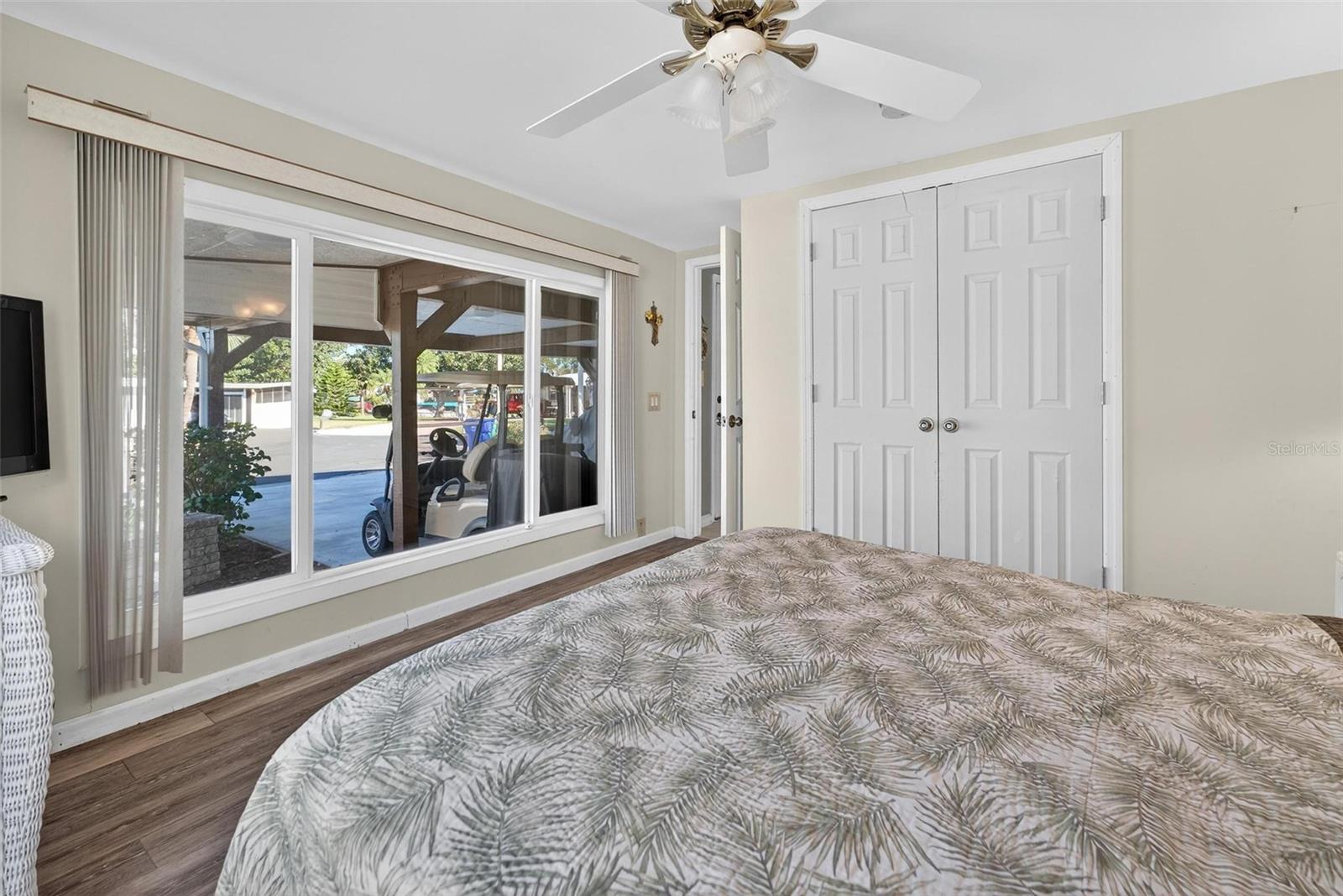 Image 40 of 75 For 945 Todd Way