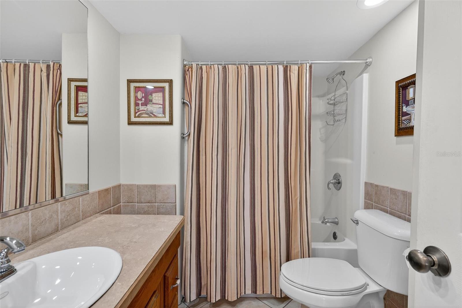 Image 42 of 75 For 945 Todd Way