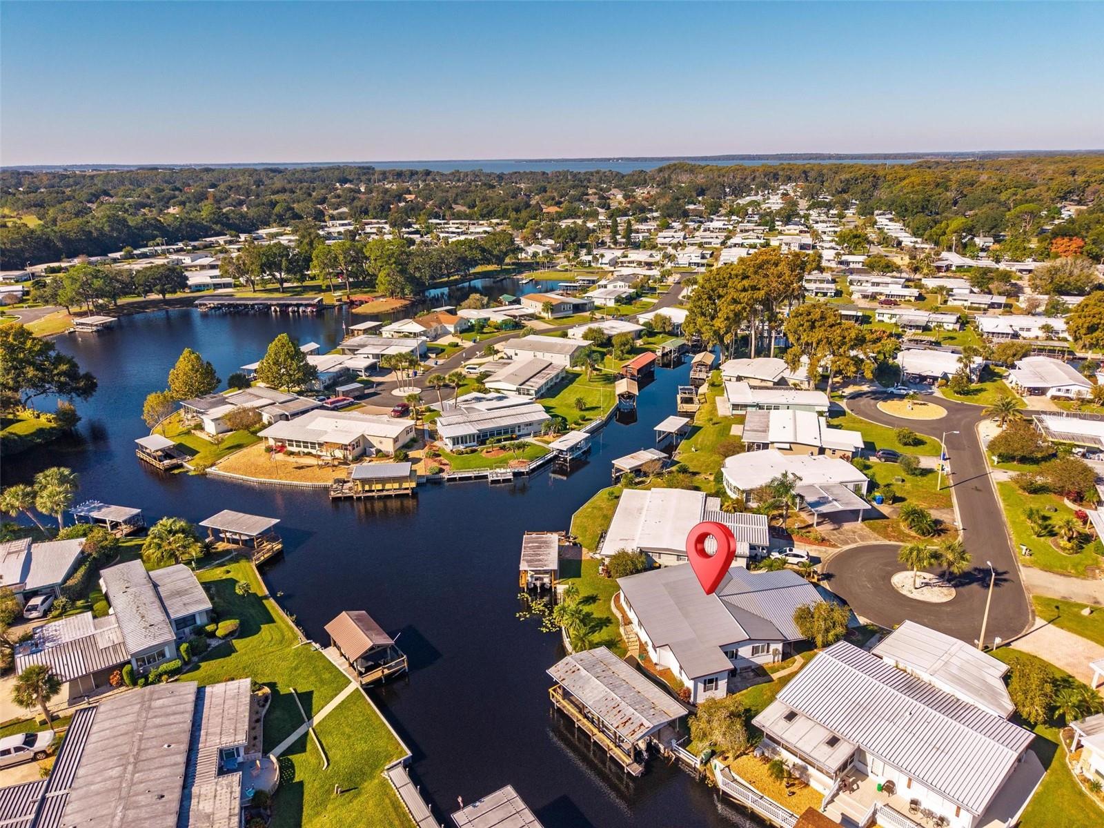 Image 60 of 75 For 945 Todd Way