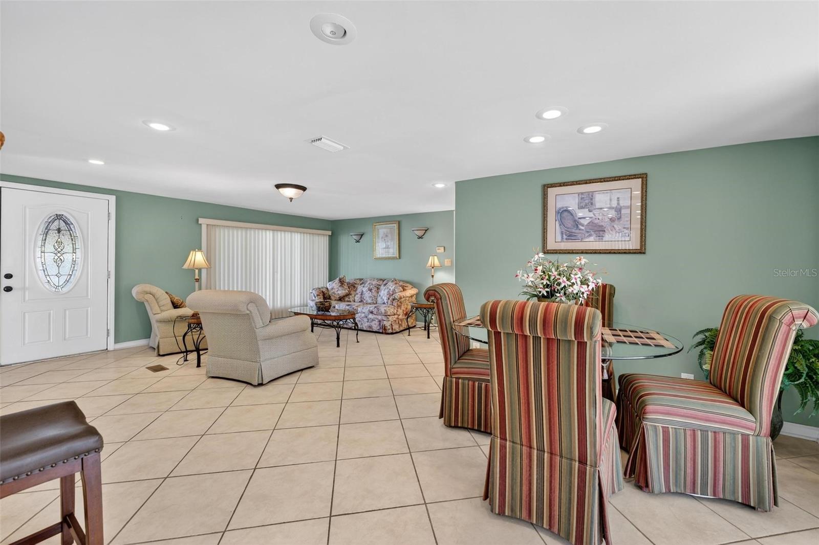 Image 8 of 75 For 945 Todd Way