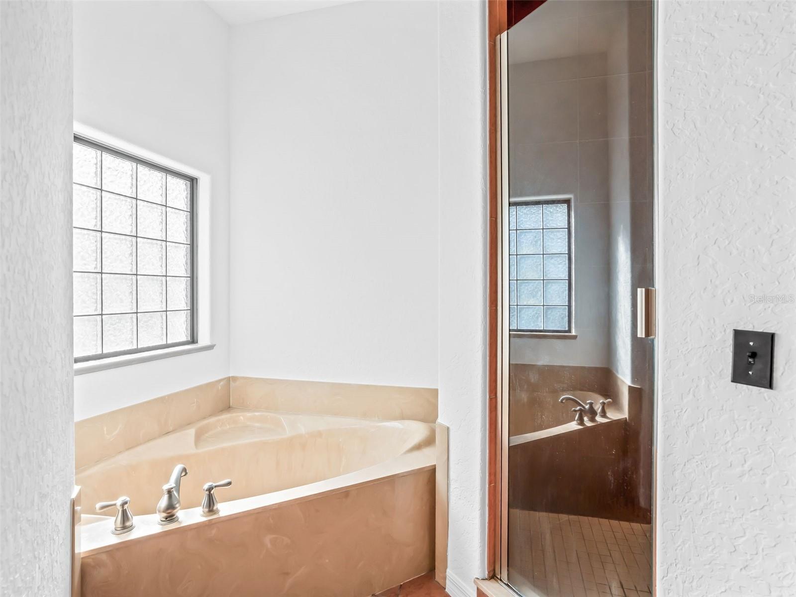 Image 28 of 56 For 15636 Highway 329