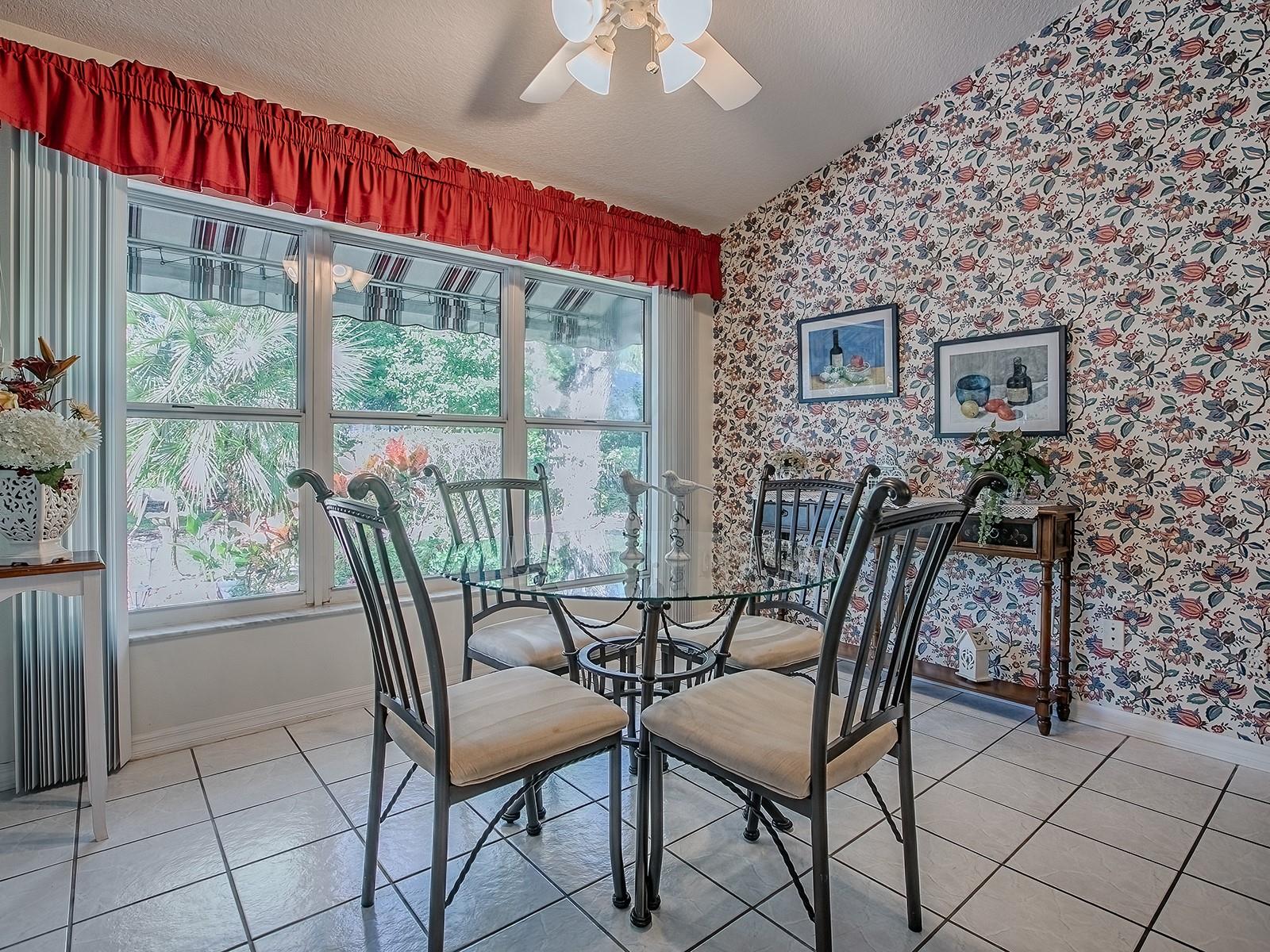 Image 19 of 62 For 25749 Whisper Oaks Road