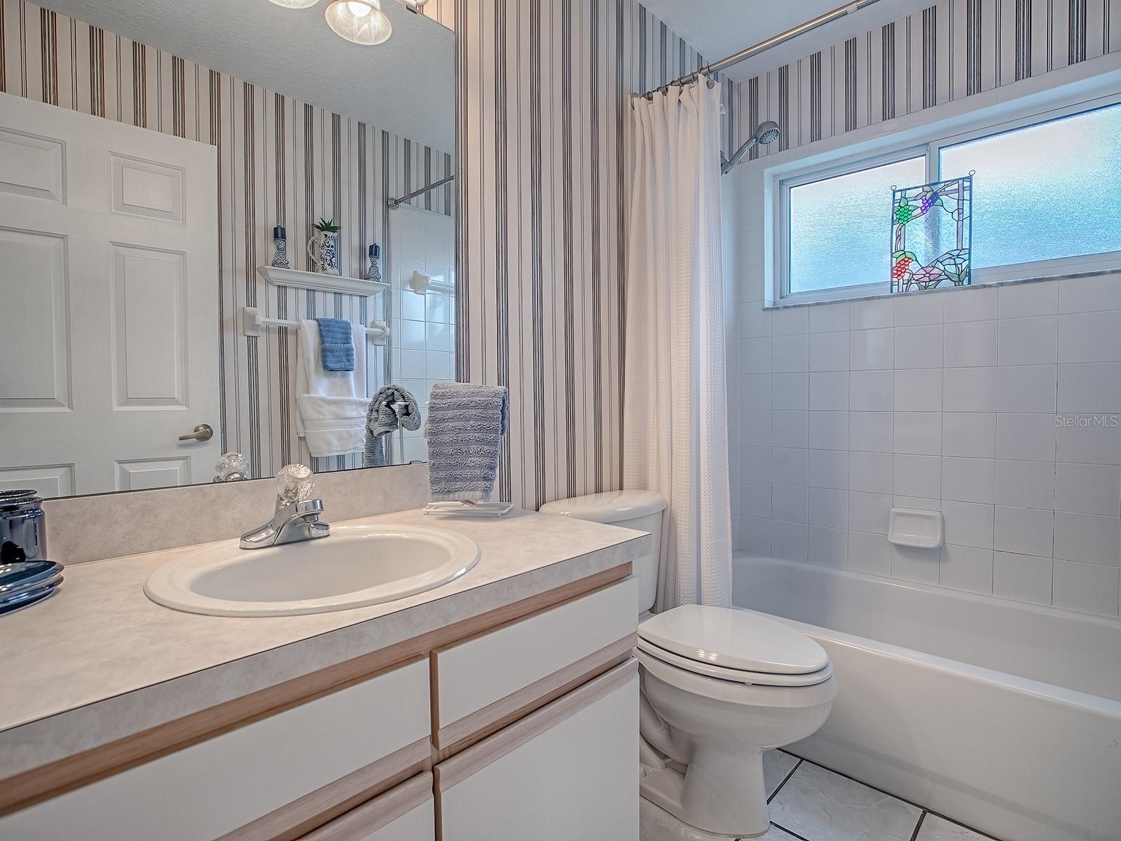 Image 26 of 62 For 25749 Whisper Oaks Road