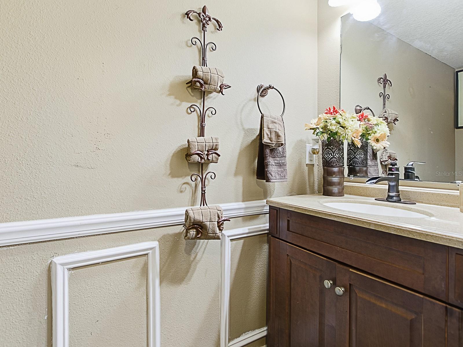 Image 12 of 67 For 7642 Park Hill Avenue