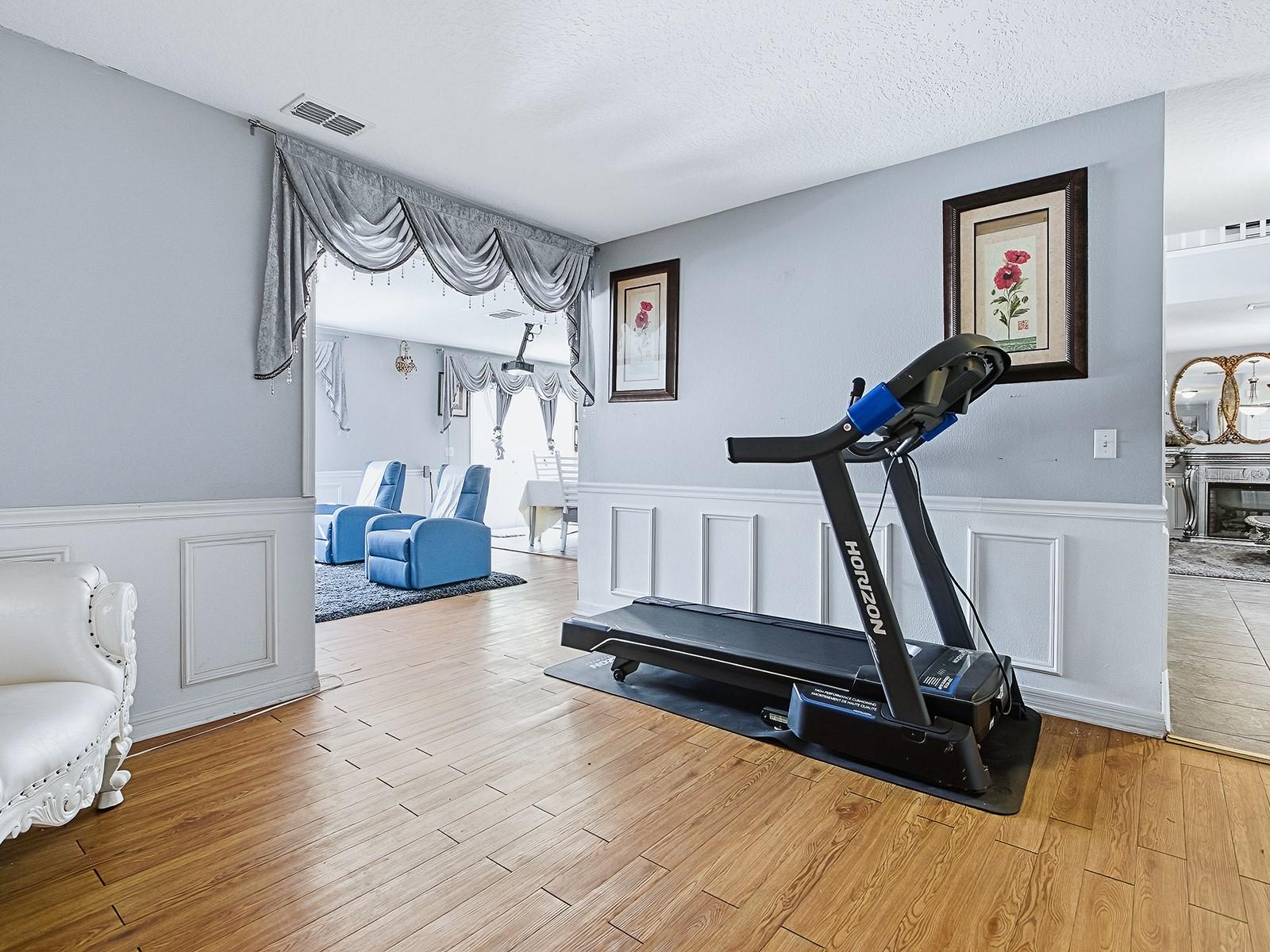 Image 14 of 67 For 7642 Park Hill Avenue