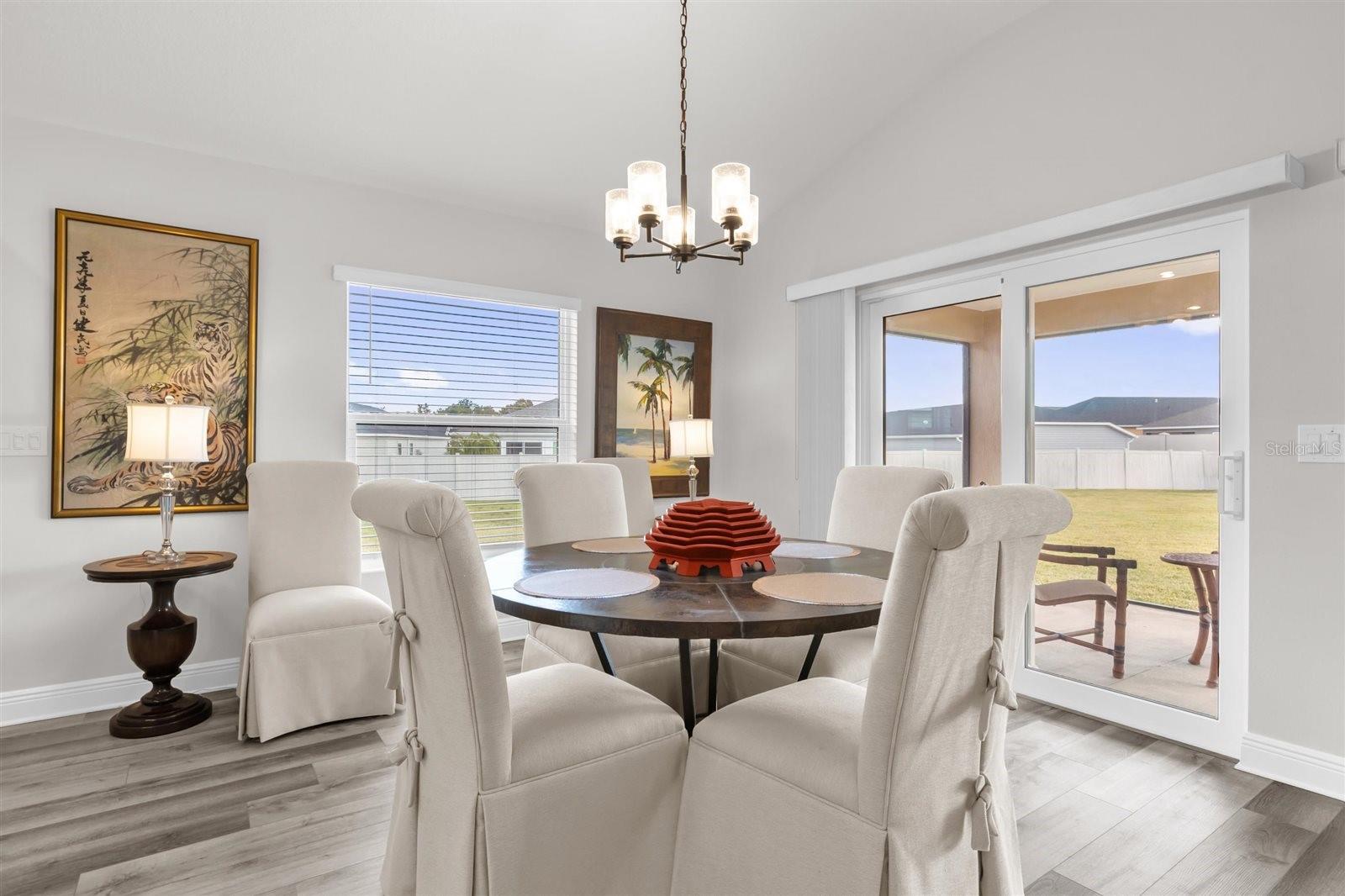 Image 15 of 52 For 6957 Minchew Circle