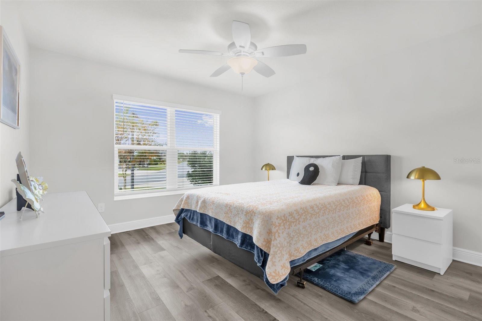 Image 21 of 52 For 6957 Minchew Circle