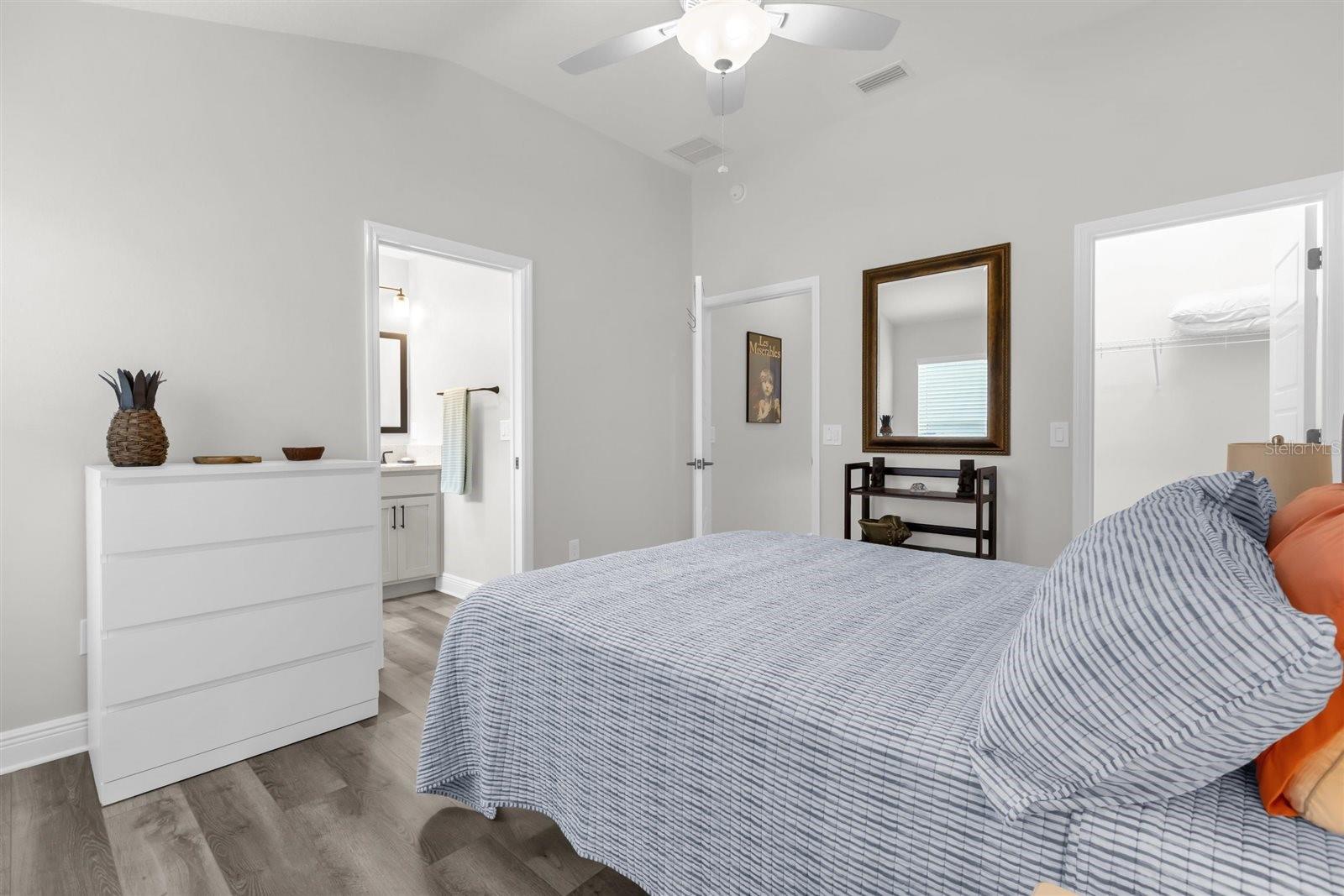 Image 22 of 52 For 6957 Minchew Circle